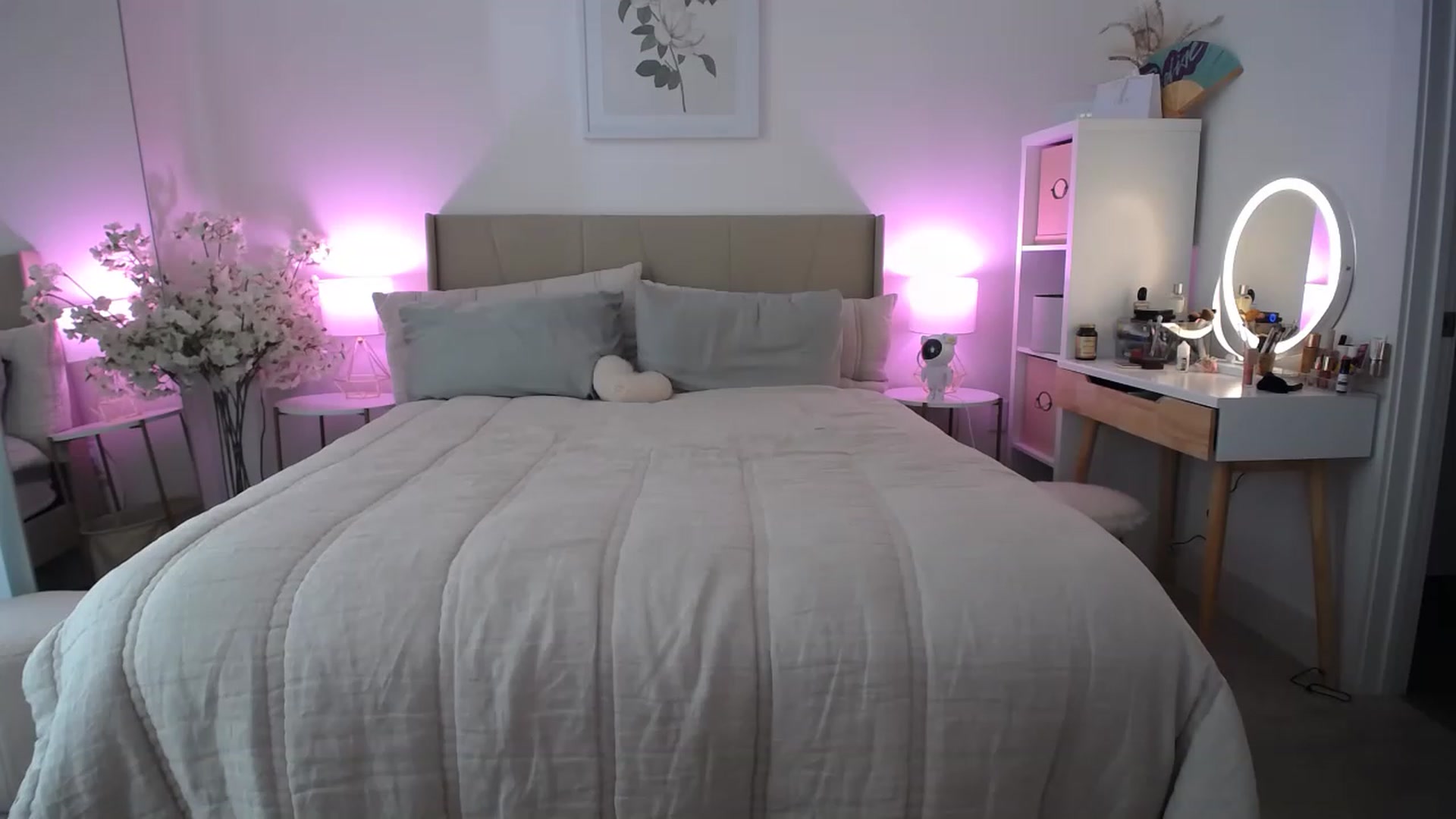 Gallery image thumbnail from MaryNewM's myfreecams stream on, 05/03/2023, 23:06 image 9 of 20