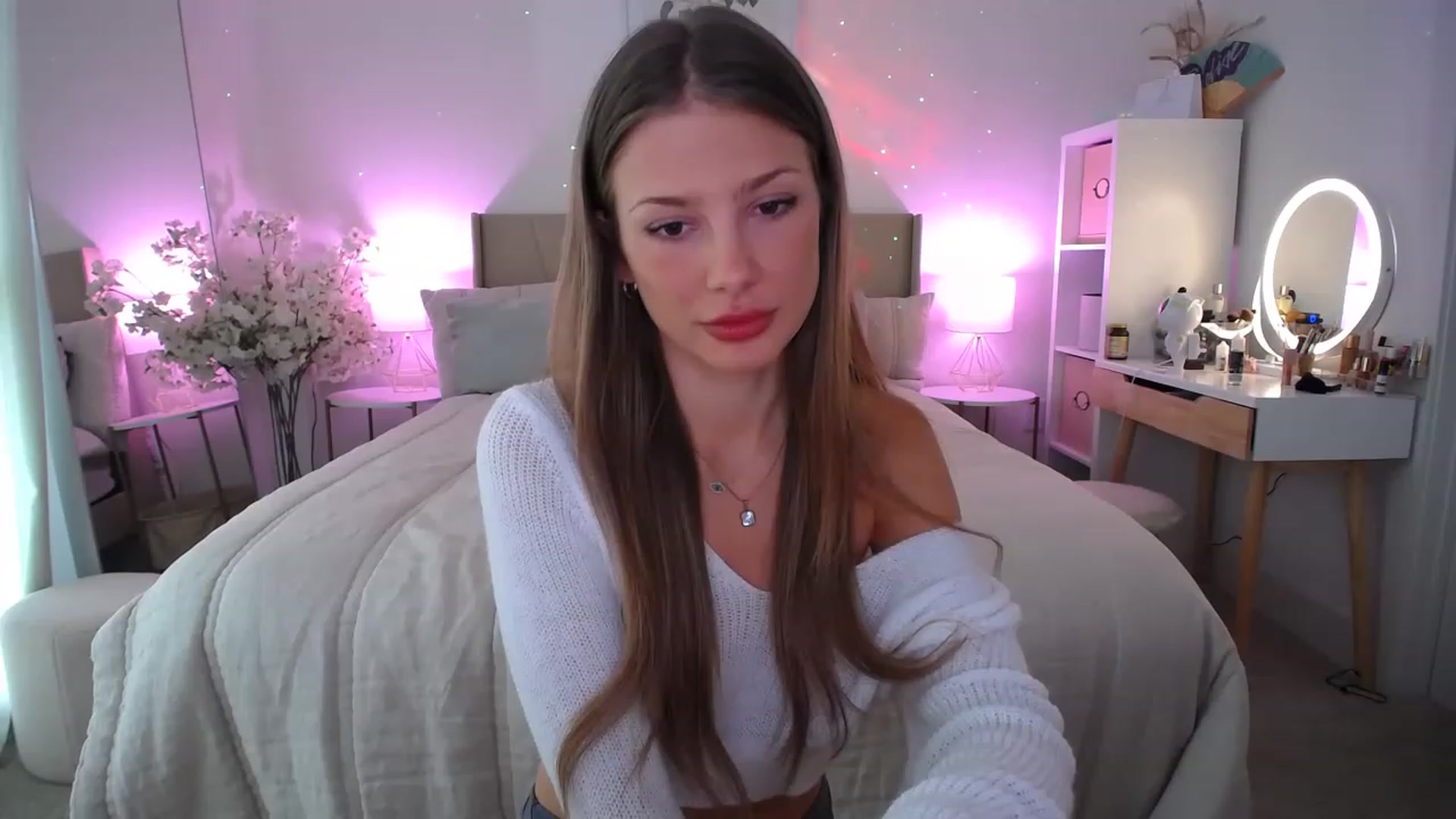 Gallery image thumbnail from MaryNewM's myfreecams stream on, 05/04/2023, 02:02 image 4 of 20
