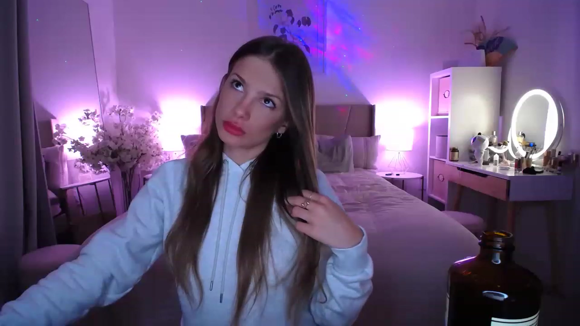 Gallery image thumbnail from MaryNewM's myfreecams stream on, 05/04/2023, 03:57 image 18 of 20