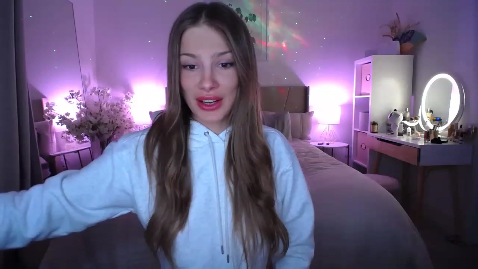 Gallery image thumbnail from MaryNewM's myfreecams stream on, 05/04/2023, 03:57 image 1 of 20