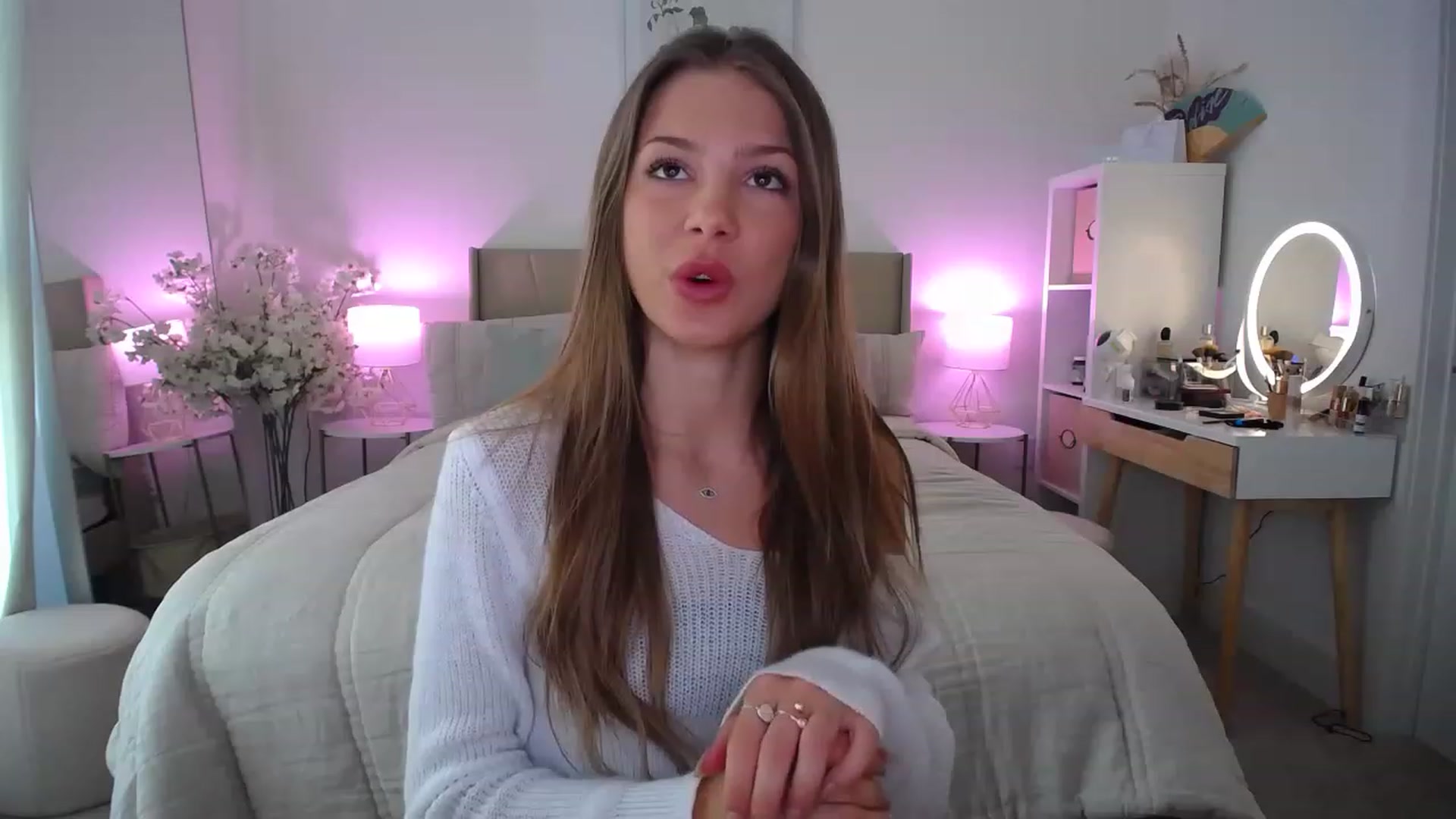 Gallery image thumbnail from MaryNewM's myfreecams stream on, 05/05/2023, 22:49 image 6 of 20