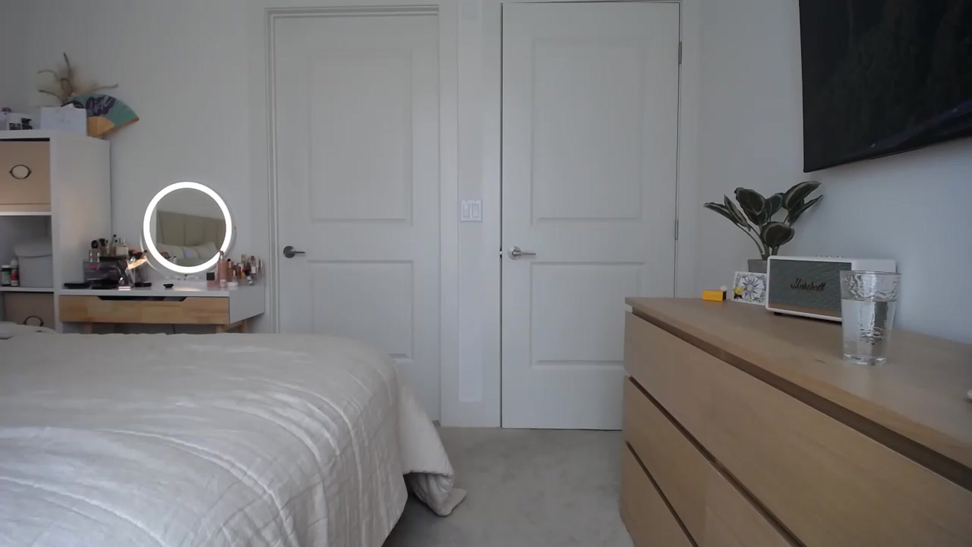 Gallery image thumbnail from MaryNewM's myfreecams stream on, 05/09/2023, 19:56 image 19 of 20