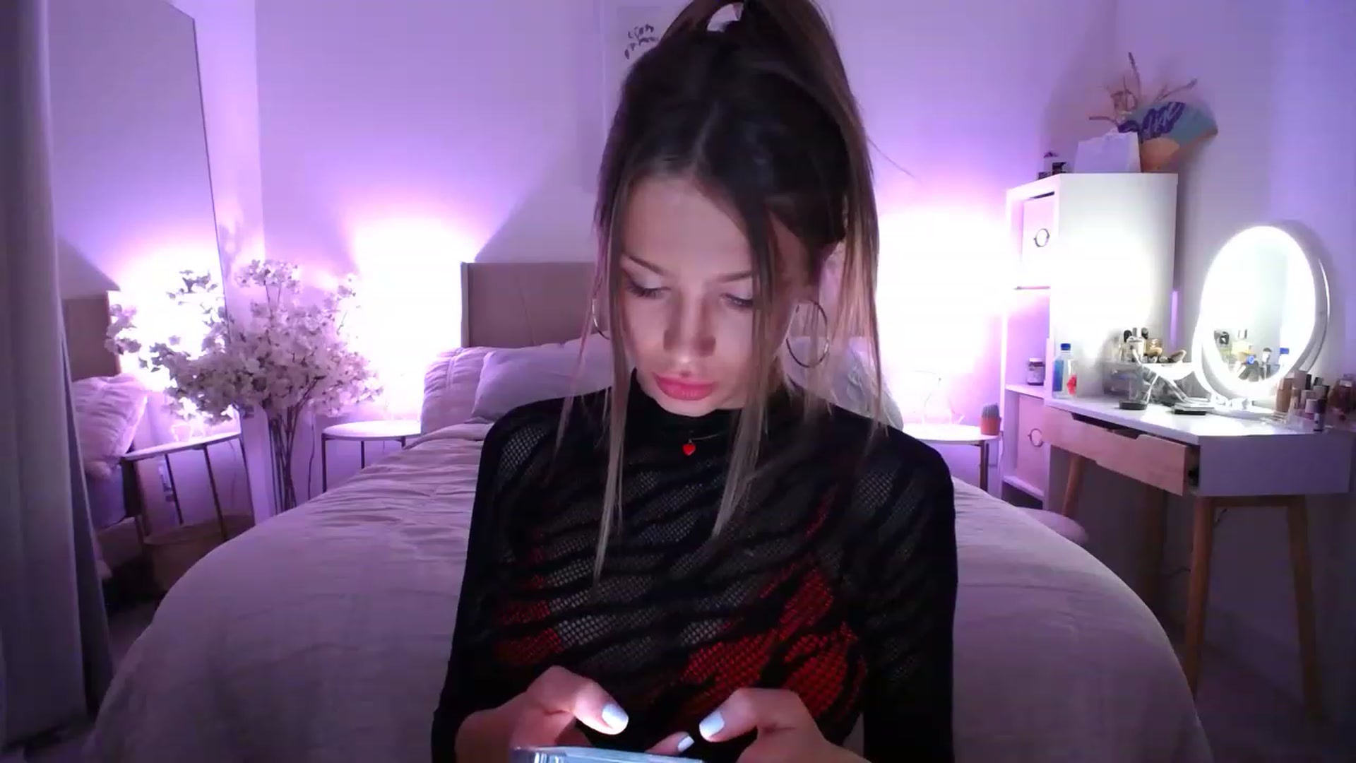 Gallery image thumbnail from MaryNewM's myfreecams stream on, 06/02/2023, 07:00 image 8 of 20