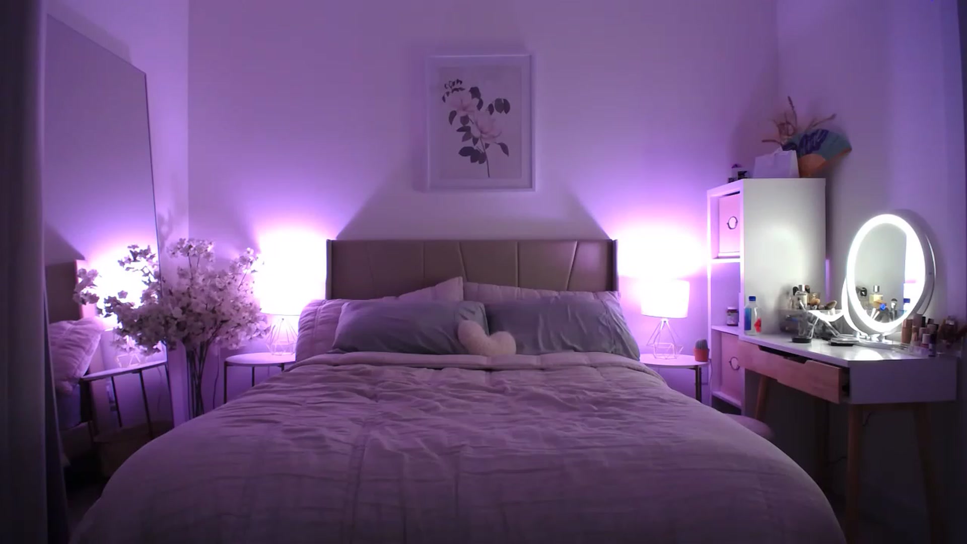 Gallery image thumbnail from MaryNewM's myfreecams stream on, 06/02/2023, 07:00 image 10 of 20