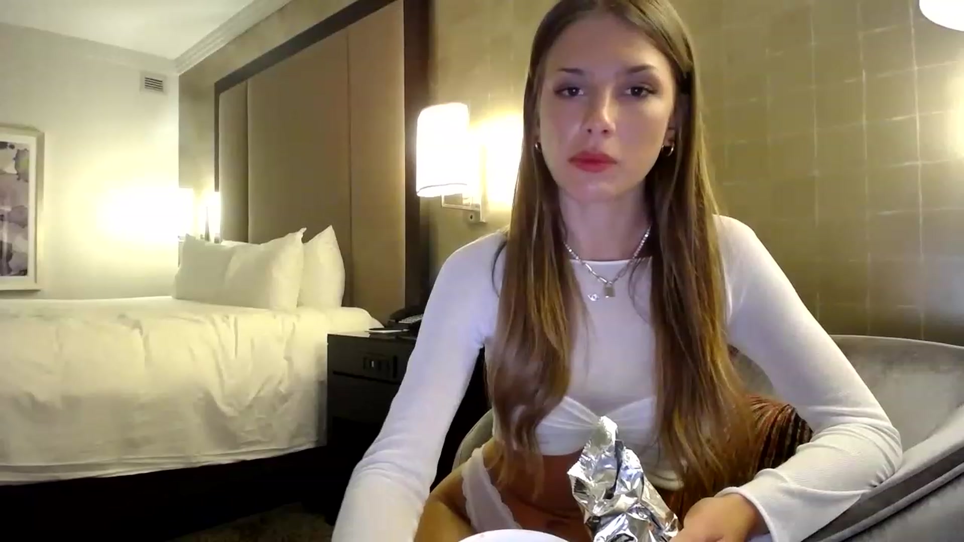 Gallery image thumbnail from MaryNewM's myfreecams stream on, 06/20/2023, 21:05 image 19 of 20
