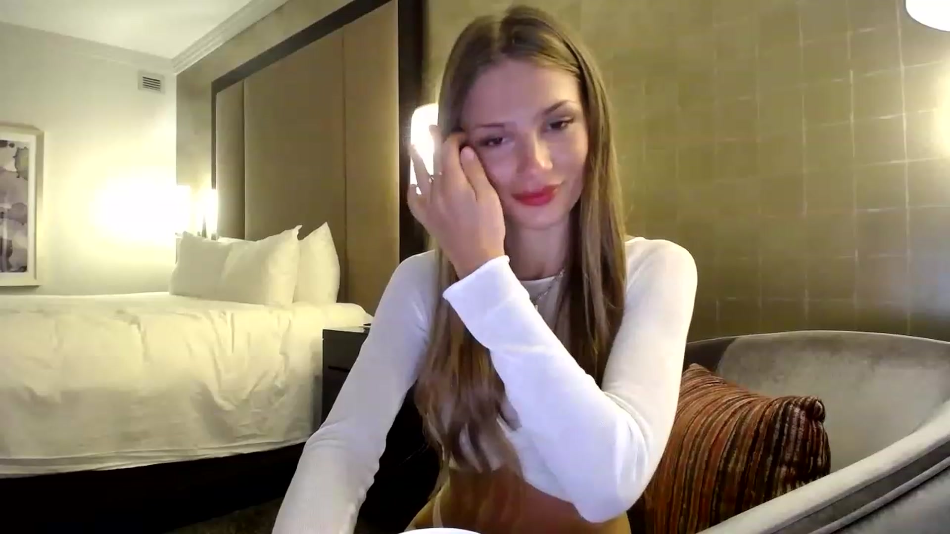 Gallery image thumbnail from MaryNewM's myfreecams stream on, 06/20/2023, 21:05 image 13 of 20