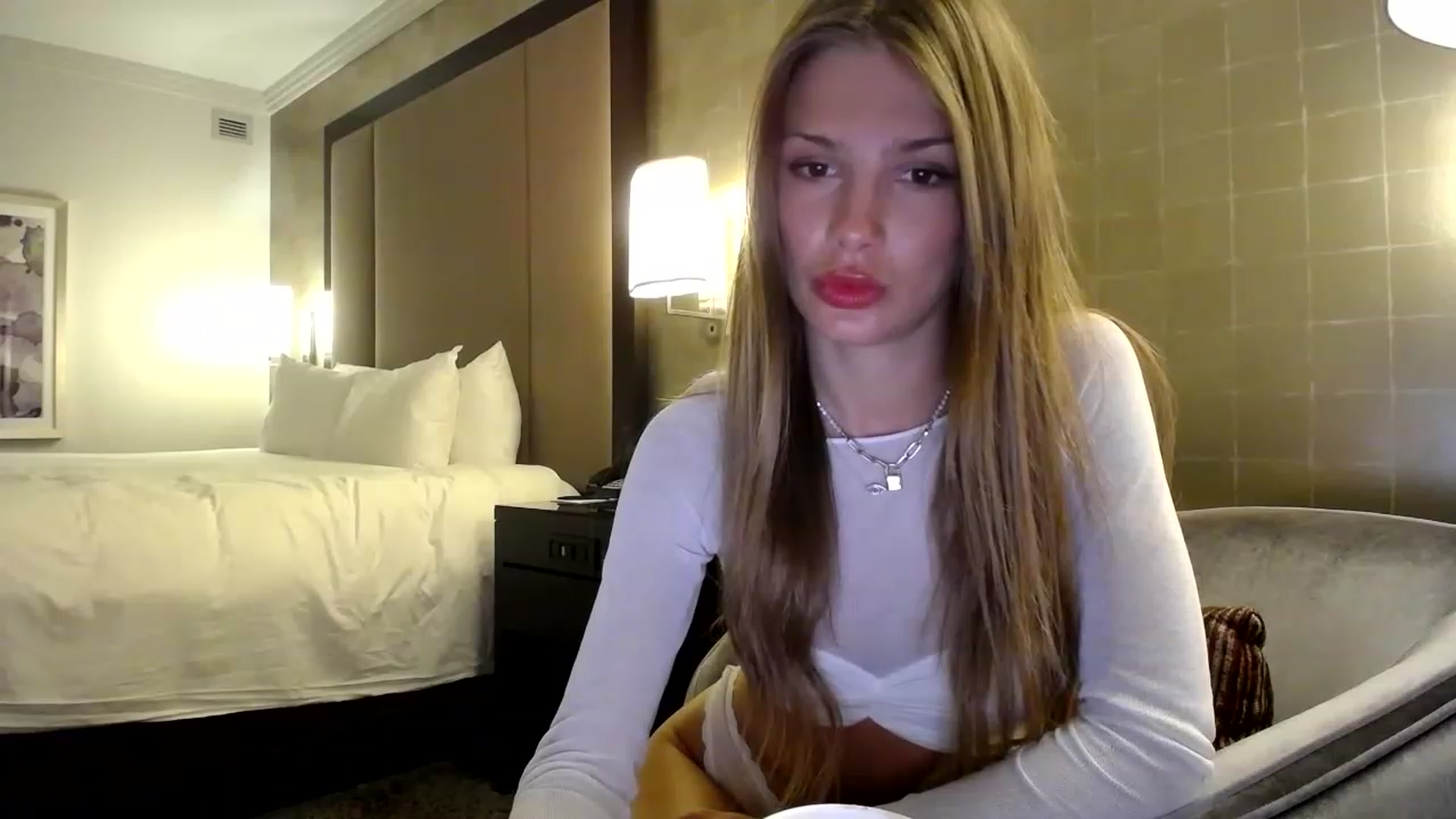 Gallery image thumbnail from MaryNewM's myfreecams stream on, 06/20/2023, 21:05 image 9 of 20