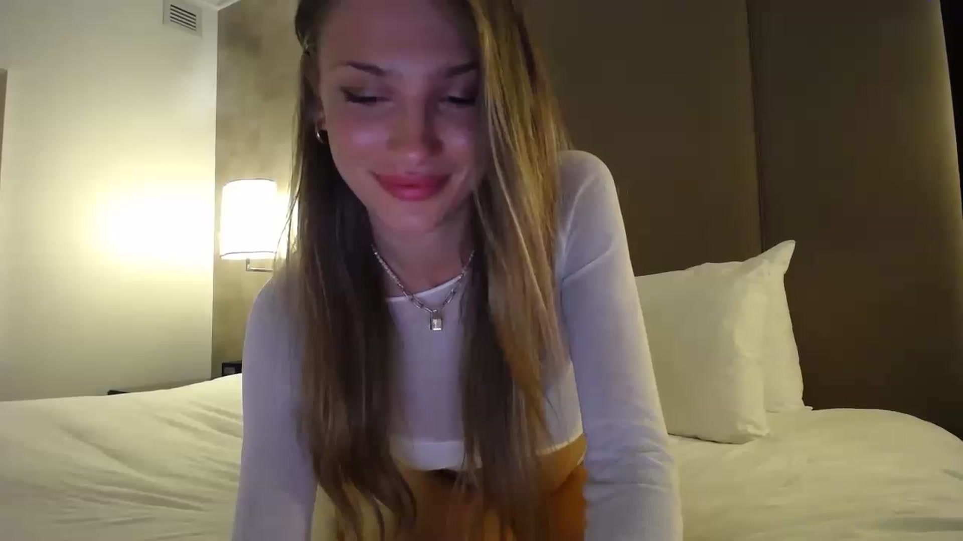 Gallery image thumbnail from MaryNewM's myfreecams stream on, 06/20/2023, 22:55 image 18 of 20
