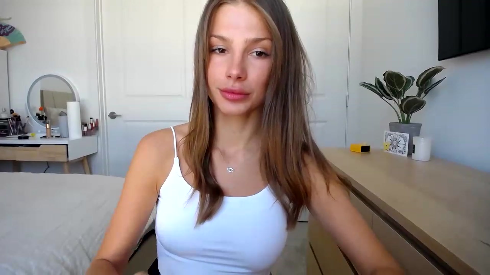 Gallery image thumbnail from MaryNewM's myfreecams stream on, 06/30/2023, 20:30 image 18 of 20