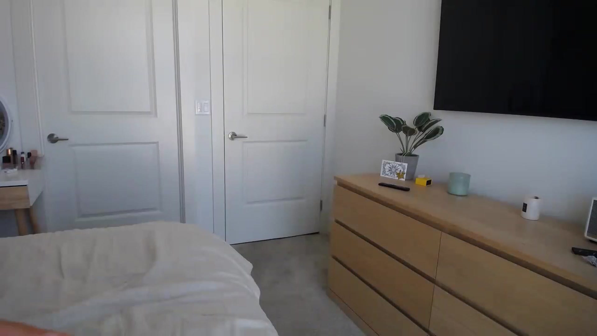 Gallery image thumbnail from MaryNewM's myfreecams stream on, 08/14/2023, 21:34 image 8 of 20