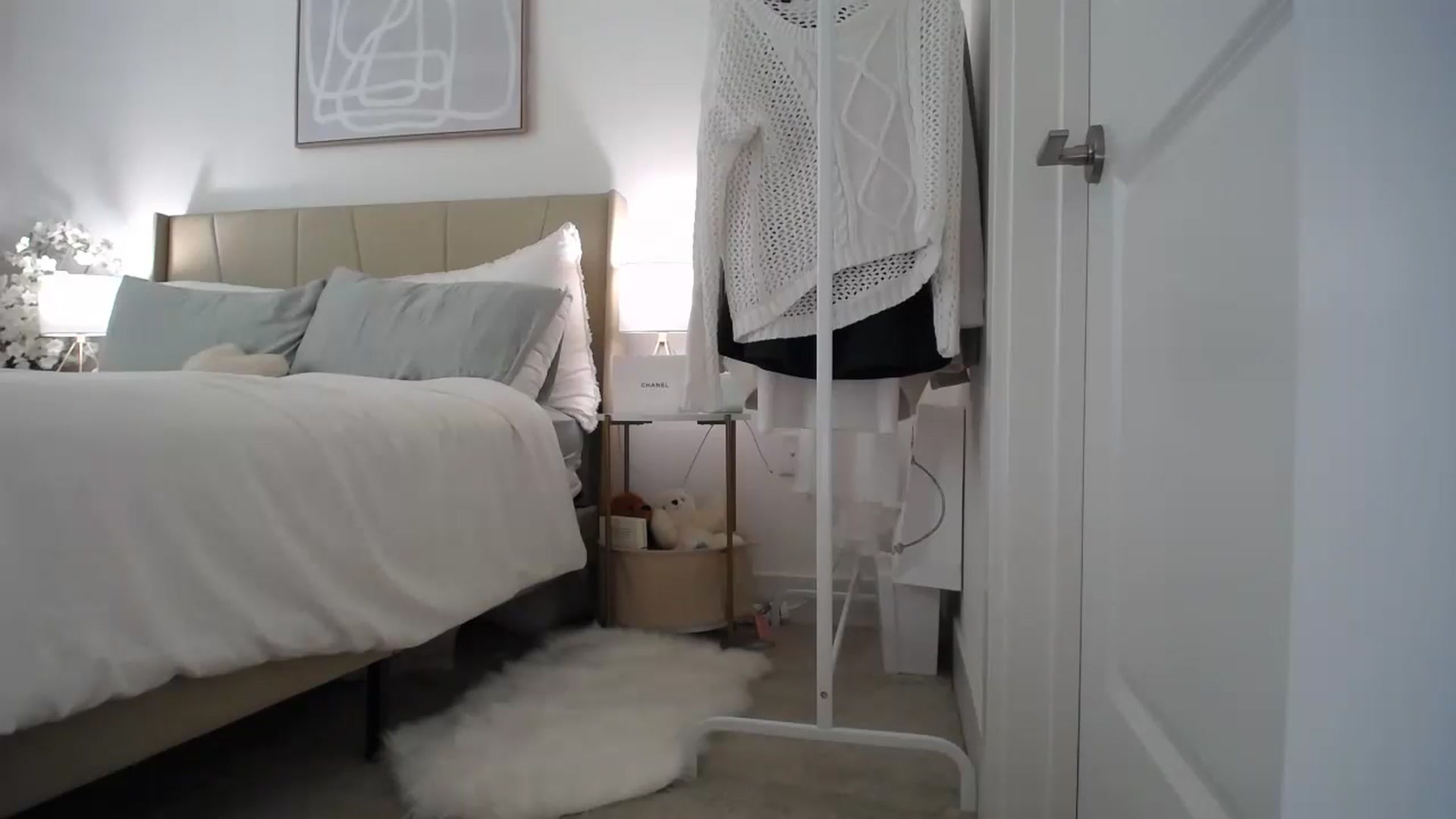 Gallery image thumbnail from MaryNewM's myfreecams stream on, 10/23/2023, 23:06 image 12 of 20