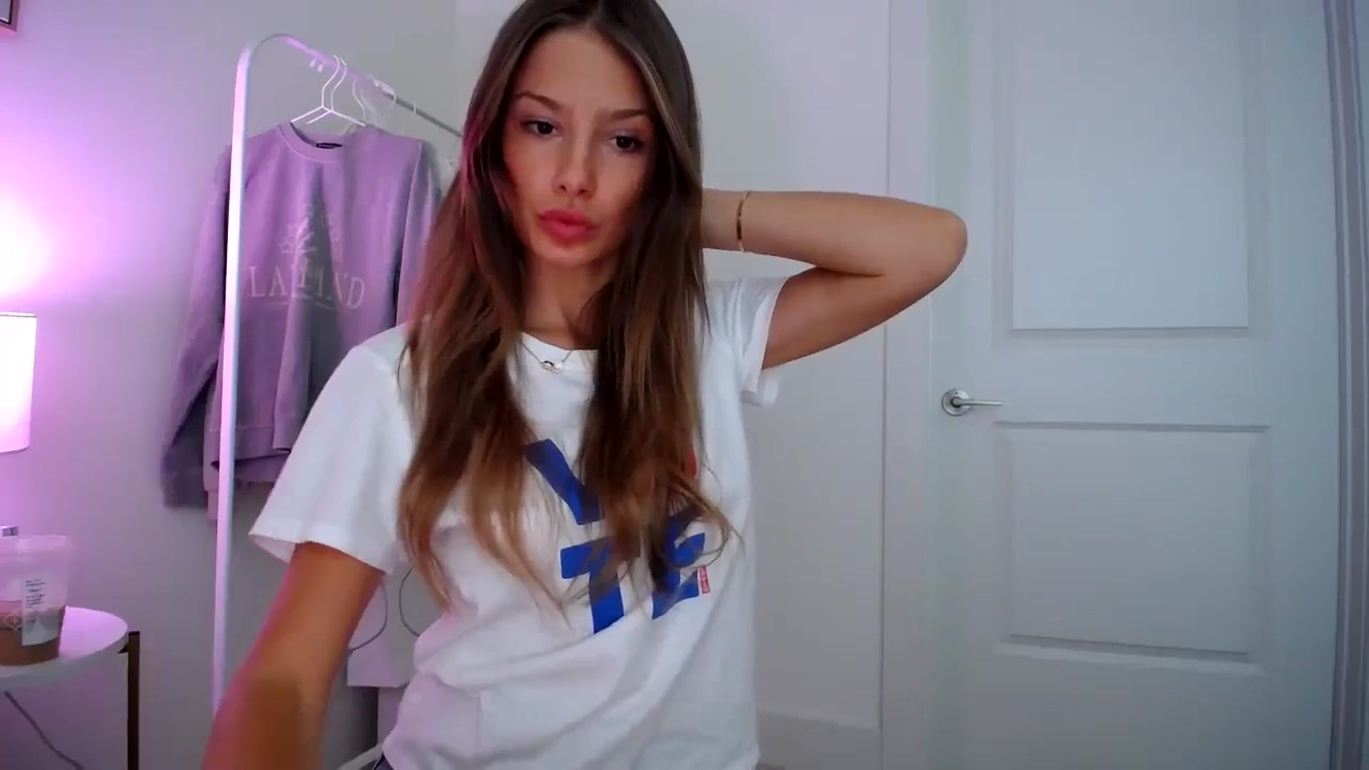 Gallery image thumbnail from MaryNewM's myfreecams stream on, 11/02/2023, 22:53 image 7 of 20