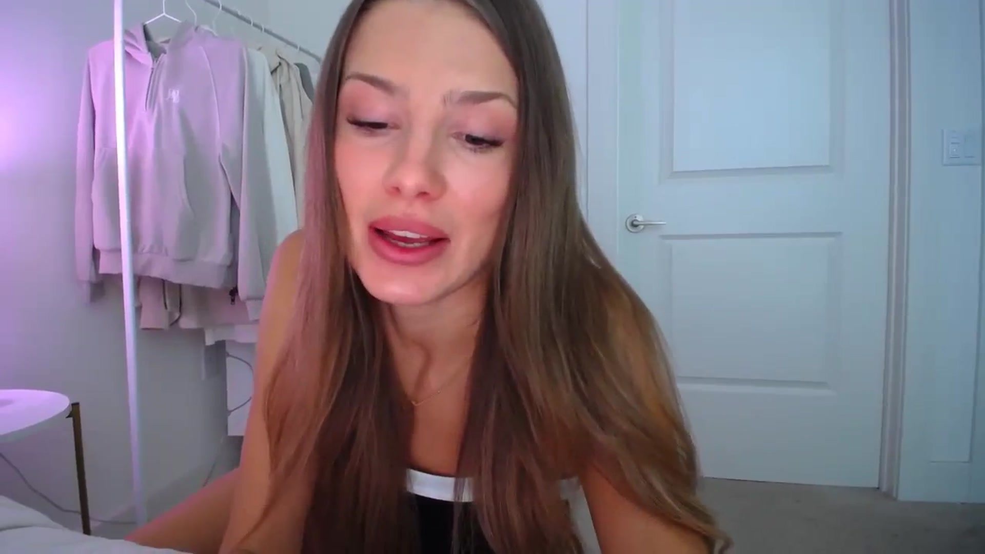 Gallery image thumbnail from MaryNewM's myfreecams stream on, 11/03/2023, 19:30 image 17 of 20