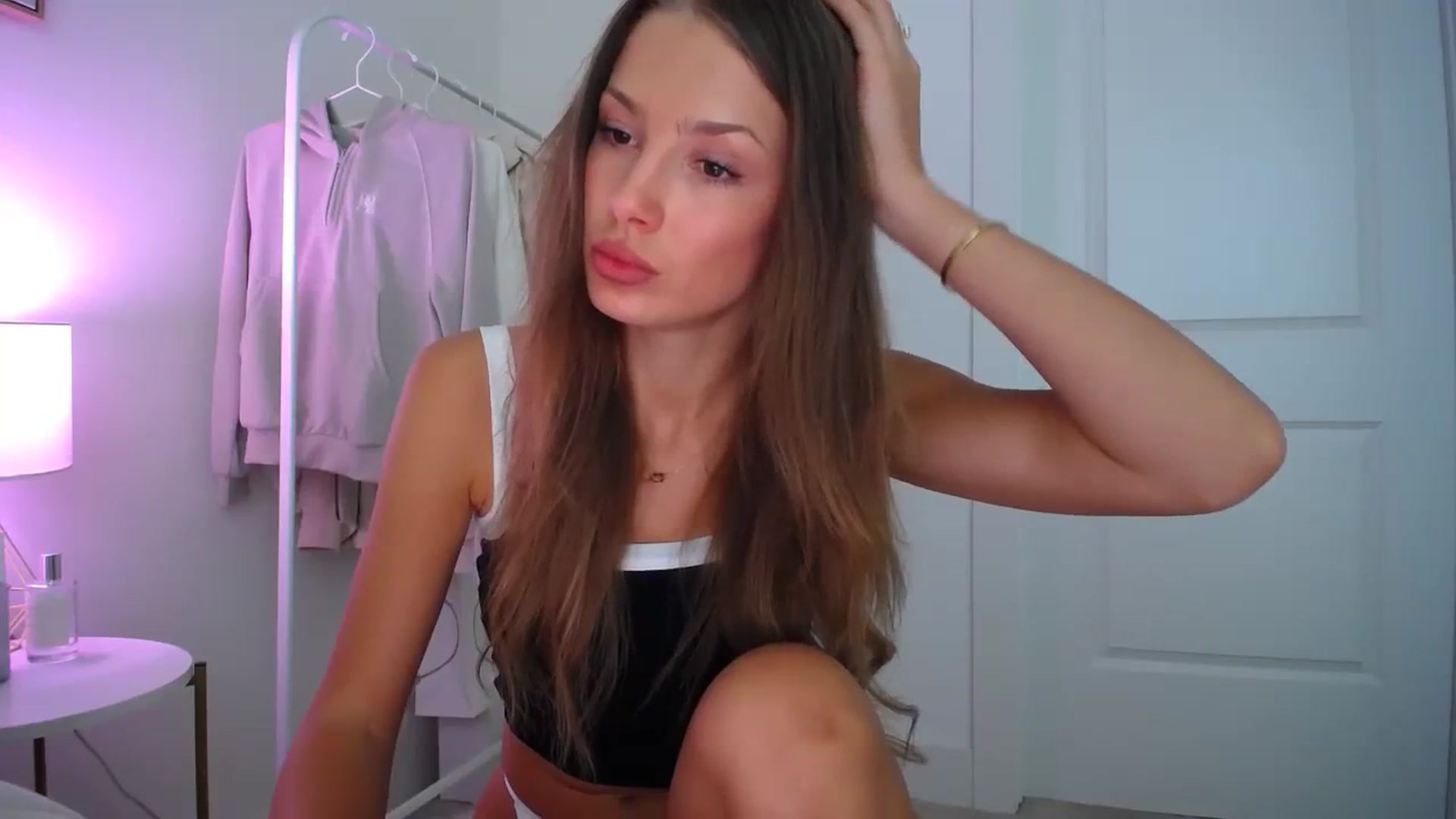 Gallery image thumbnail from MaryNewM's myfreecams stream on, 11/03/2023, 19:30 image 14 of 20