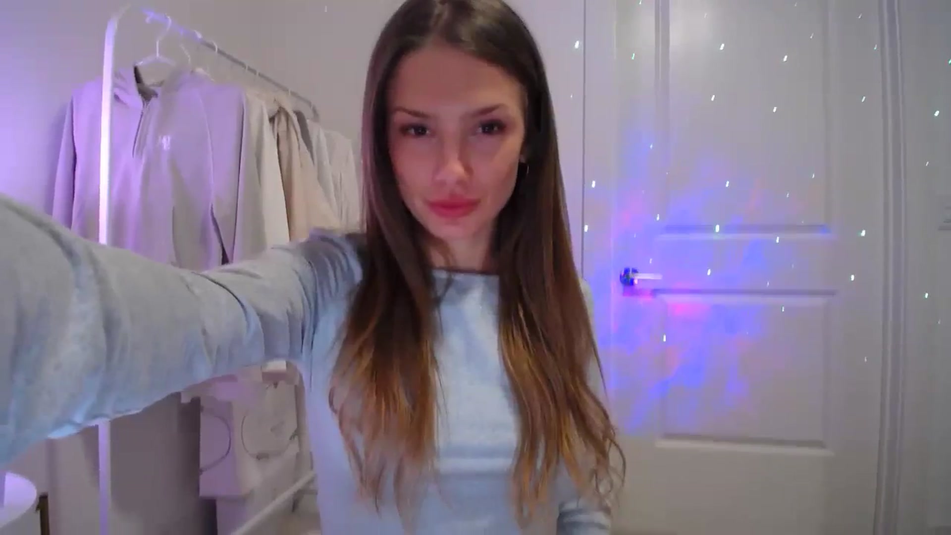 Gallery image thumbnail from MaryNewM's myfreecams stream on, 11/04/2023, 02:51 image 14 of 20