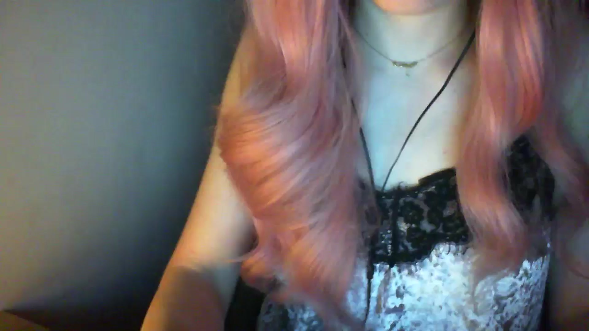 Gallery image thumbnail from MaryStreep95's myfreecams stream on, 06/01/2025, 19:02 image 17 of 20