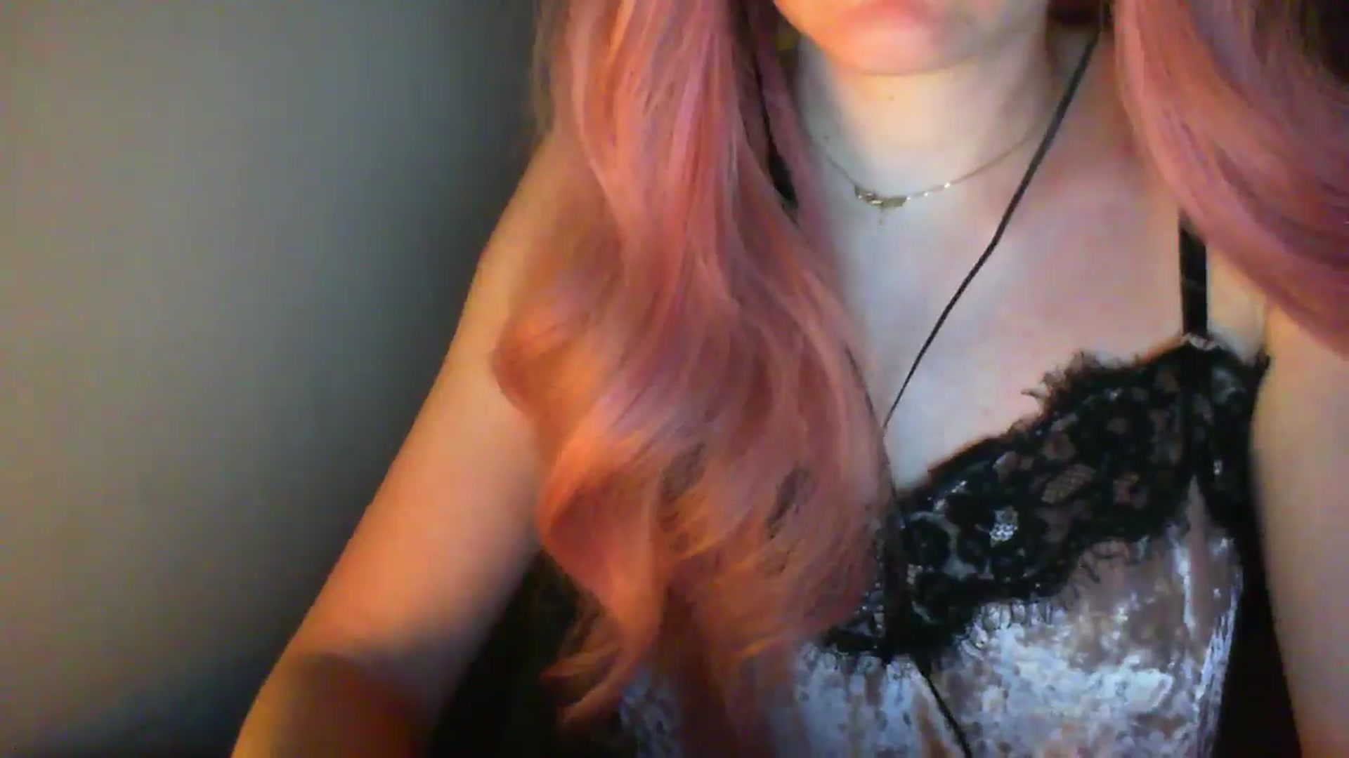 Gallery image thumbnail from MaryStreep95's myfreecams stream on, 06/03/2025, 24:51 image 3 of 20