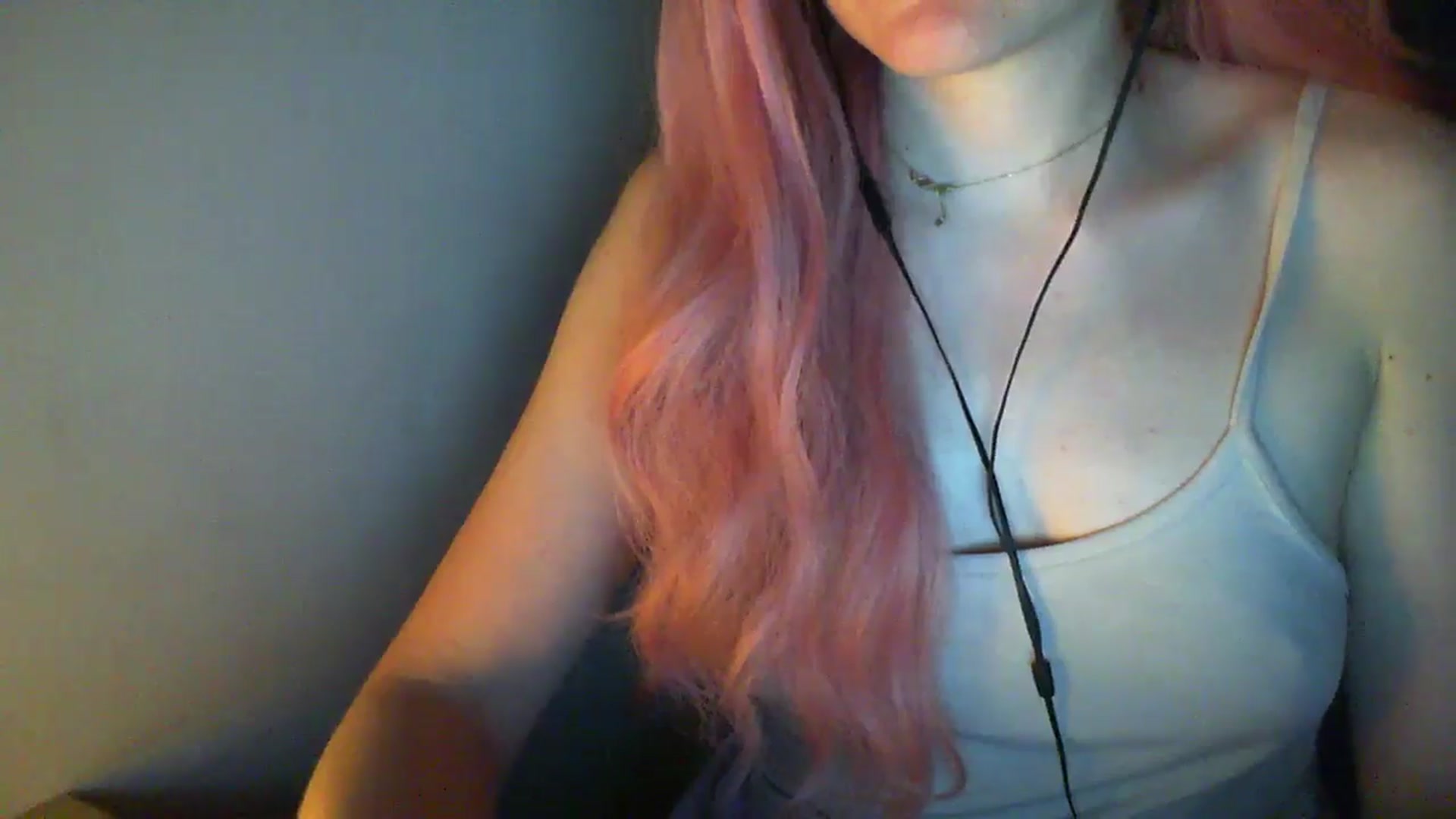 Gallery image thumbnail from MaryStreep95's myfreecams stream on, 06/22/2025, 19:46 image 17 of 20