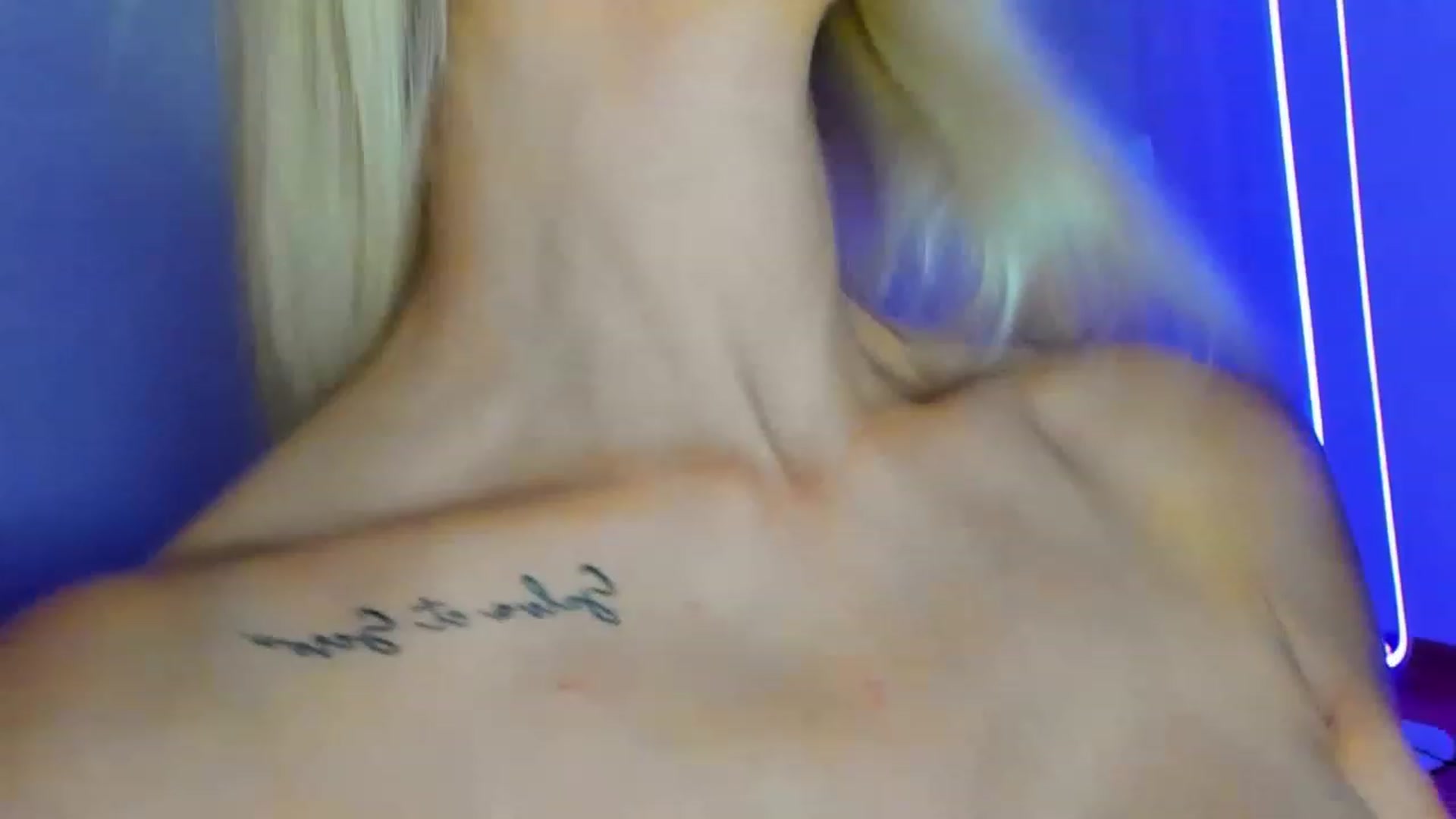 Gallery image thumbnail from MarySweety_'s myfreecams stream on, 12/10/2022, 07:12 image 9 of 20