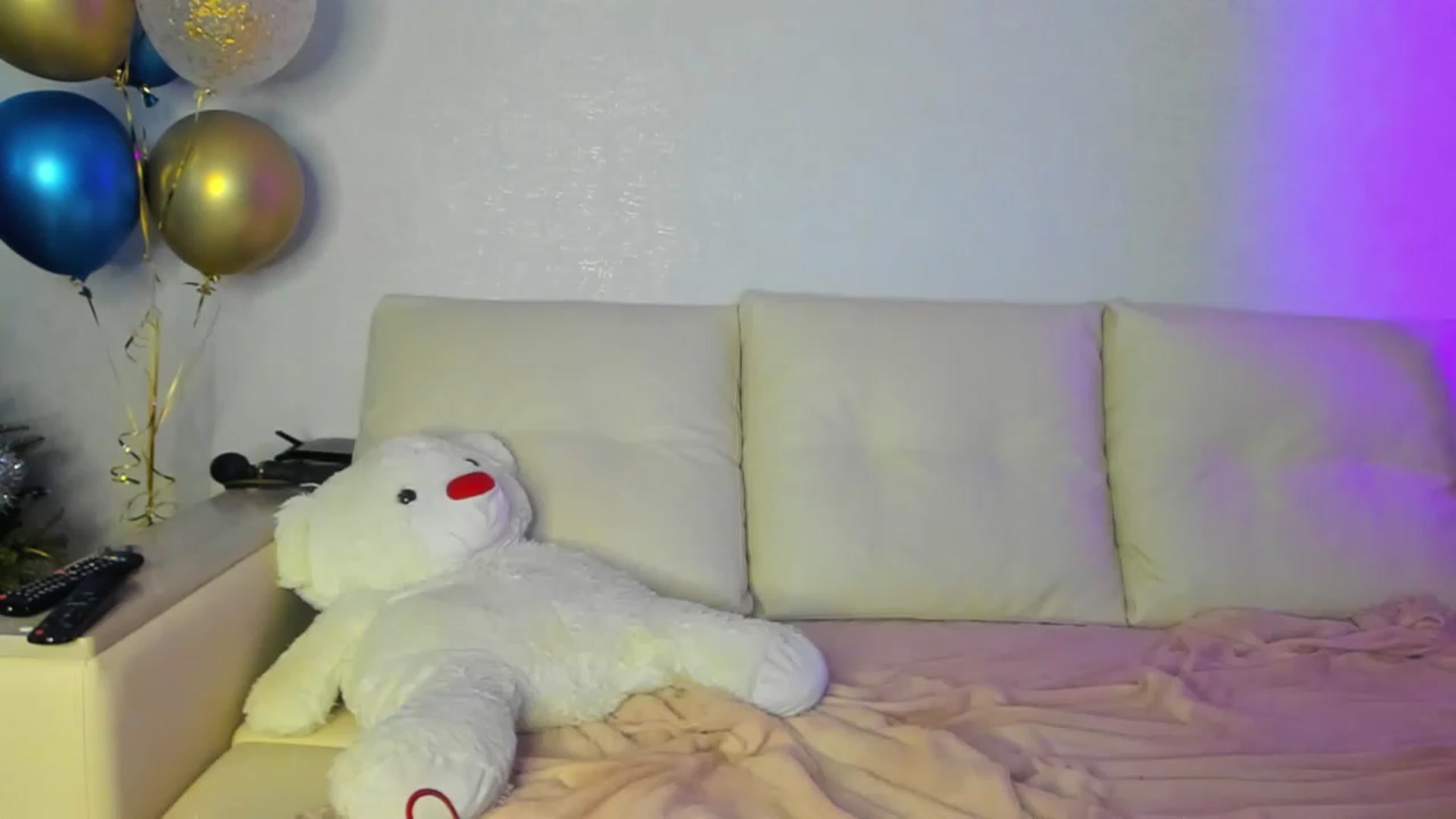 Gallery image thumbnail from MarySweety_'s myfreecams stream on, 01/17/2023, 06:53 image 14 of 20