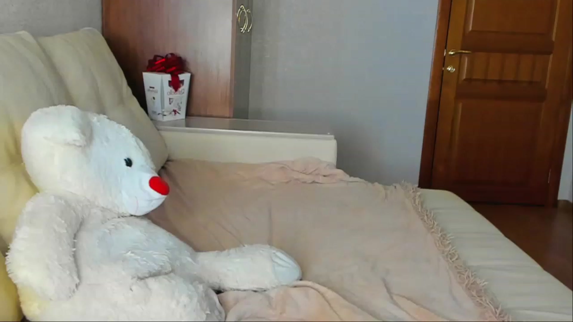 Gallery image thumbnail from MarySweety_'s myfreecams stream on, 03/14/2023, 05:19 image 14 of 20