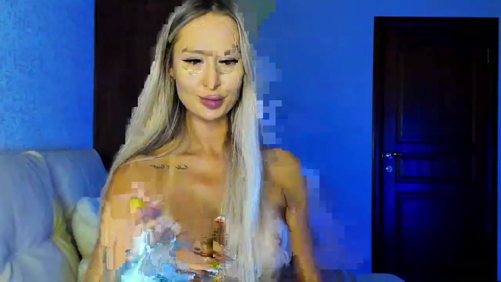 Gallery image thumbnail from MarySweety_'s myfreecams stream on, 08/18/2023, 04:26 image 17 of 20