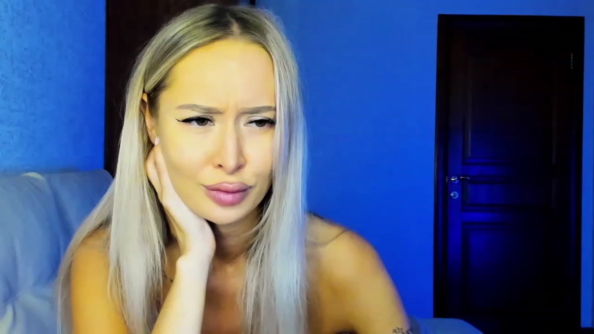 Gallery image thumbnail from MarySweety_'s myfreecams stream on, 08/18/2023, 06:13 image 1 of 20