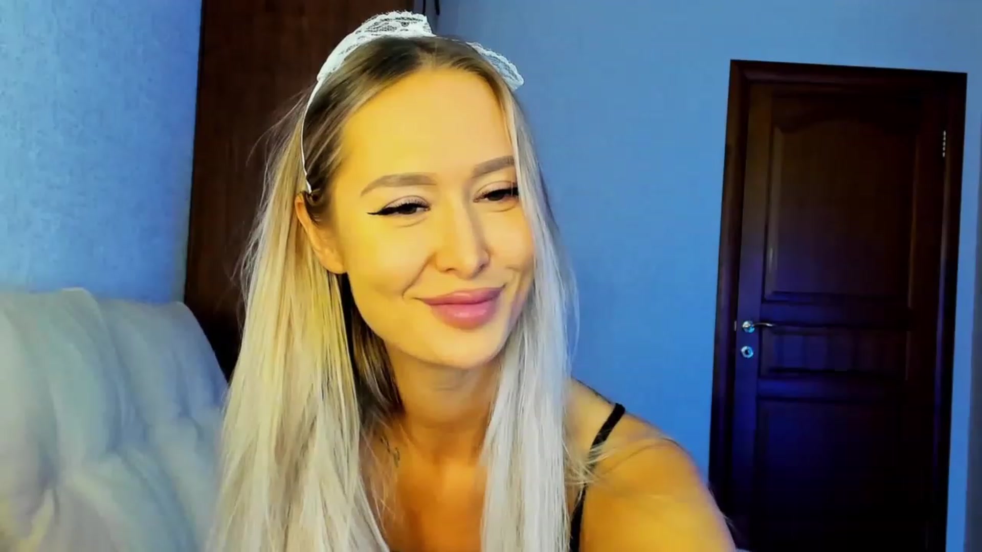 Gallery image thumbnail from MarySweety_'s myfreecams stream on, 08/23/2023, 04:54 image 15 of 20