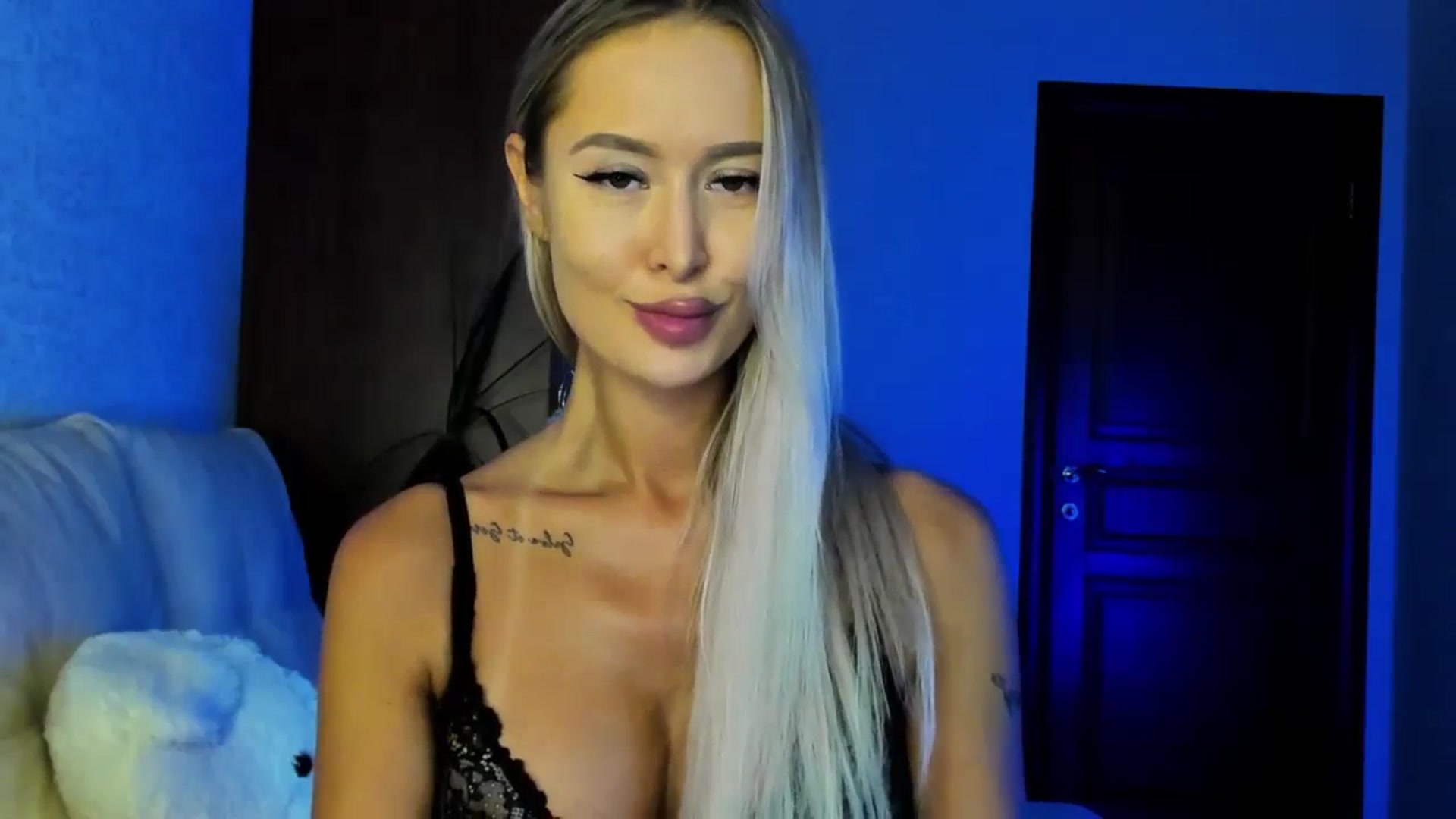 Gallery image thumbnail from MarySweety_'s myfreecams stream on, 08/25/2023, 04:17 image 8 of 20