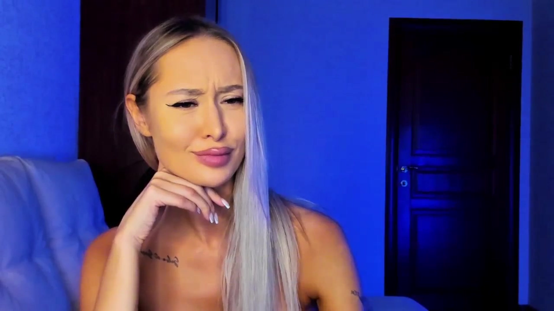 Gallery image thumbnail from MarySweety_'s myfreecams stream on, 08/28/2023, 04:59 image 16 of 20