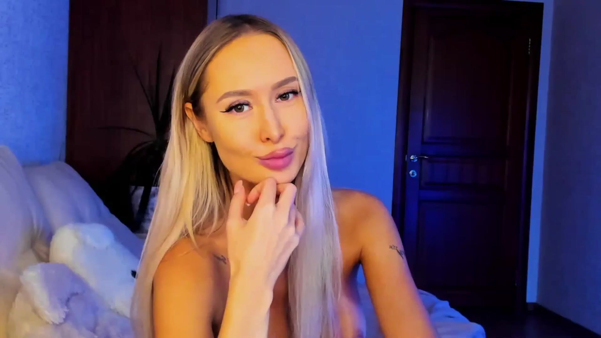 Gallery image thumbnail from MarySweety_'s myfreecams stream on, 09/13/2023, 07:06 image 20 of 20