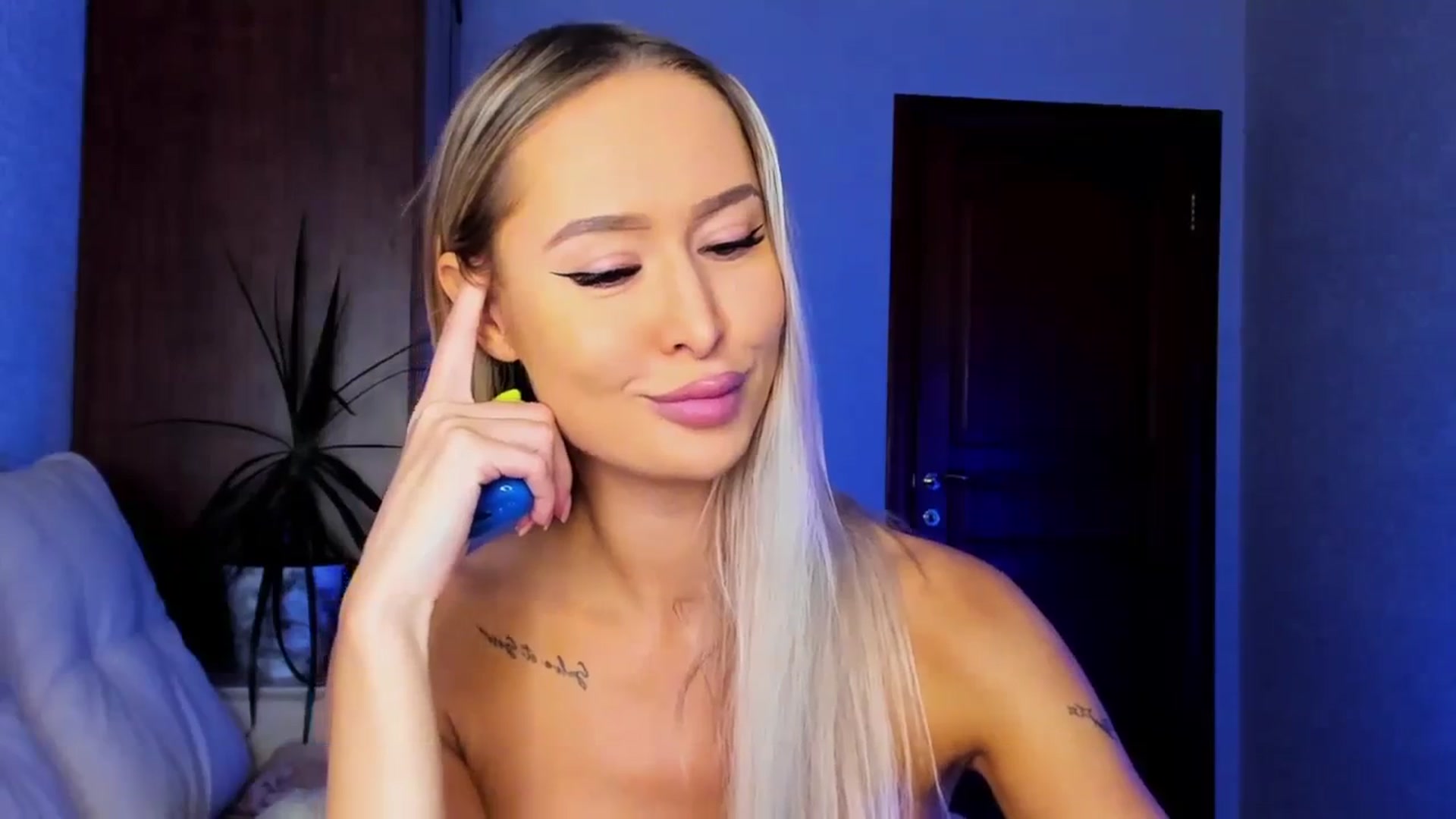 Gallery image thumbnail from MarySweety_'s myfreecams stream on, 09/14/2023, 04:28 image 18 of 20