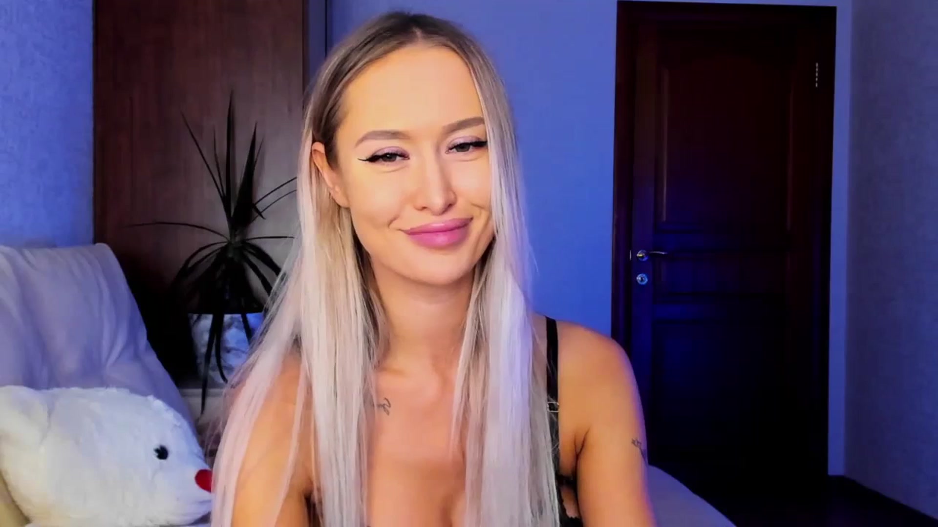 Gallery image thumbnail from MarySweety_'s myfreecams stream on, 09/15/2023, 04:42 image 19 of 20