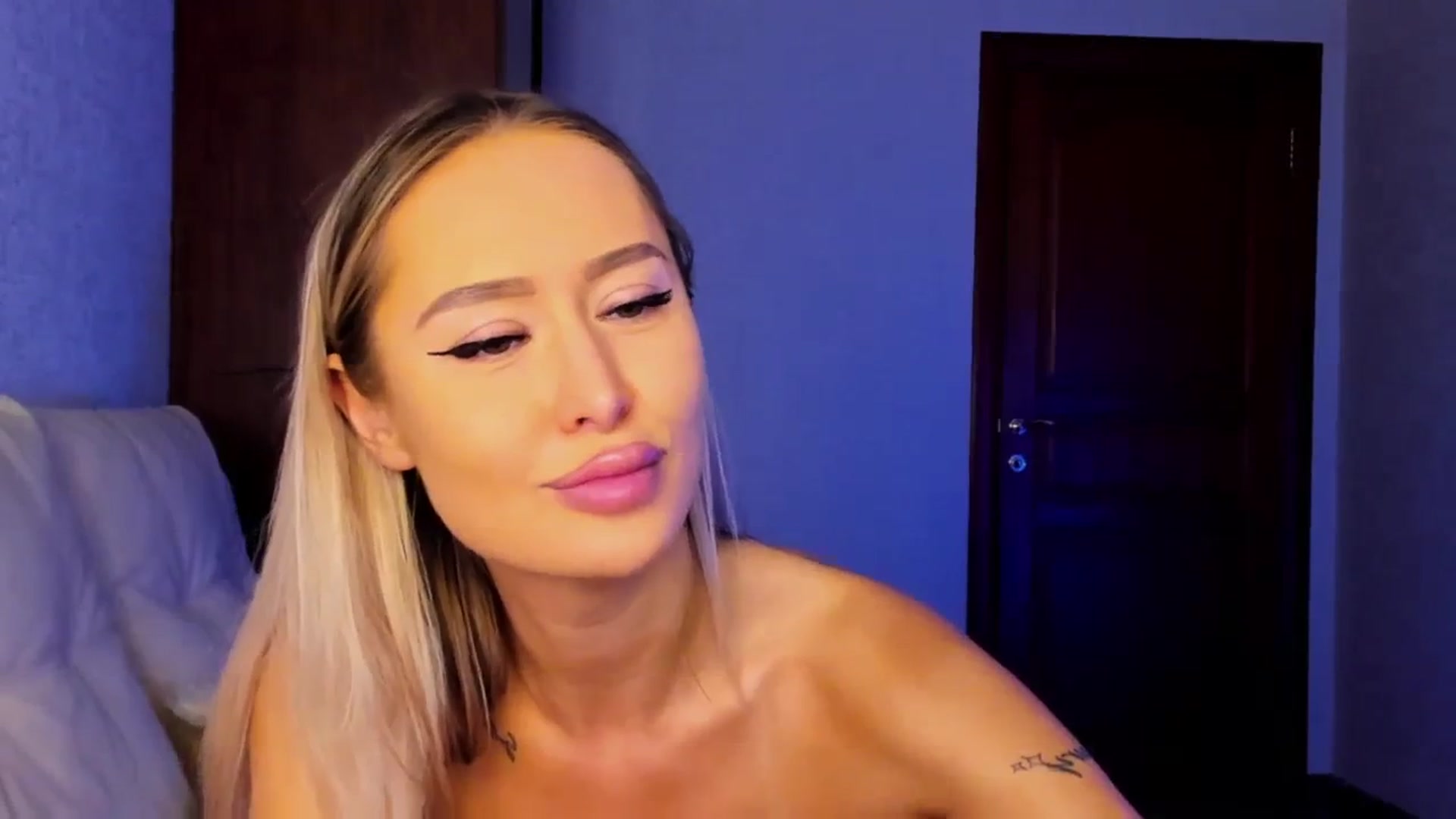 Gallery image thumbnail from MarySweety_'s myfreecams stream on, 09/21/2023, 04:45 image 20 of 20