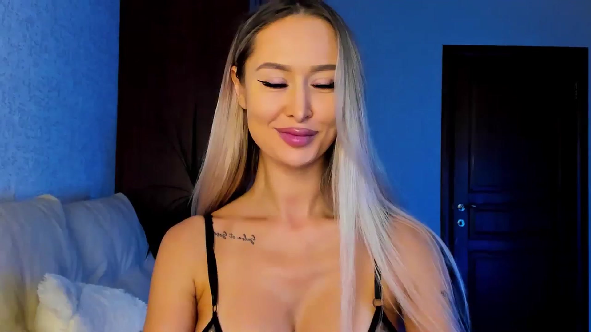 Gallery image thumbnail from MarySweety_'s myfreecams stream on, 10/05/2023, 05:36 image 18 of 20