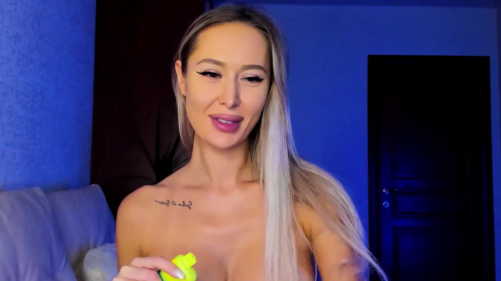 Gallery image thumbnail from MarySweety_'s myfreecams stream on, 10/15/2023, 04:58 image 20 of 20