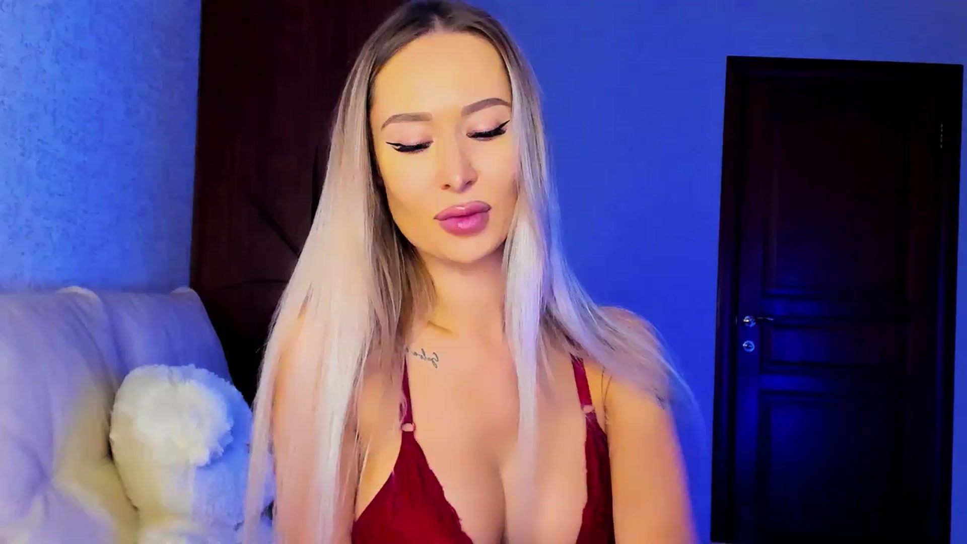 Gallery image thumbnail from MarySweety_'s myfreecams stream on, 11/05/2023, 05:10 image 1 of 20
