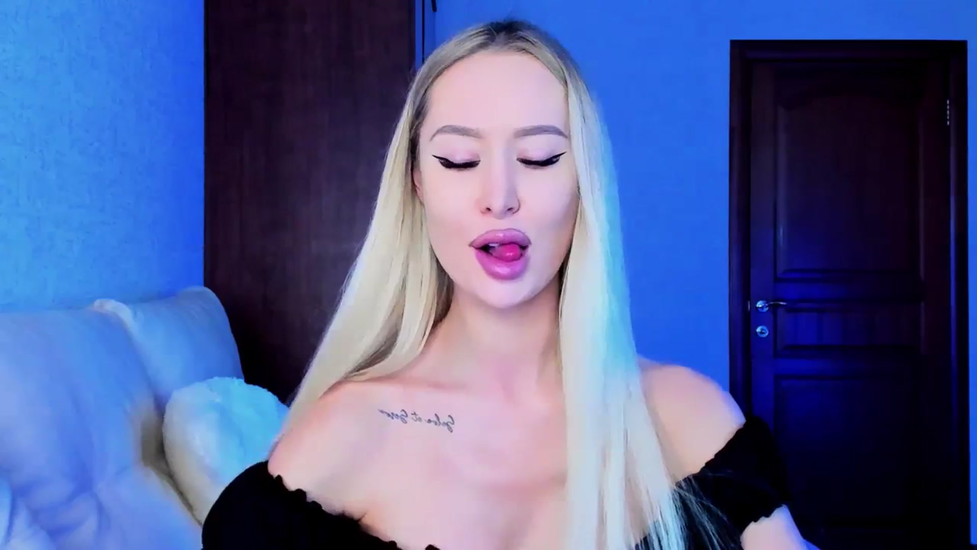Gallery image thumbnail from MarySweety_'s myfreecams stream on, 12/04/2023, 06:16 image 19 of 20