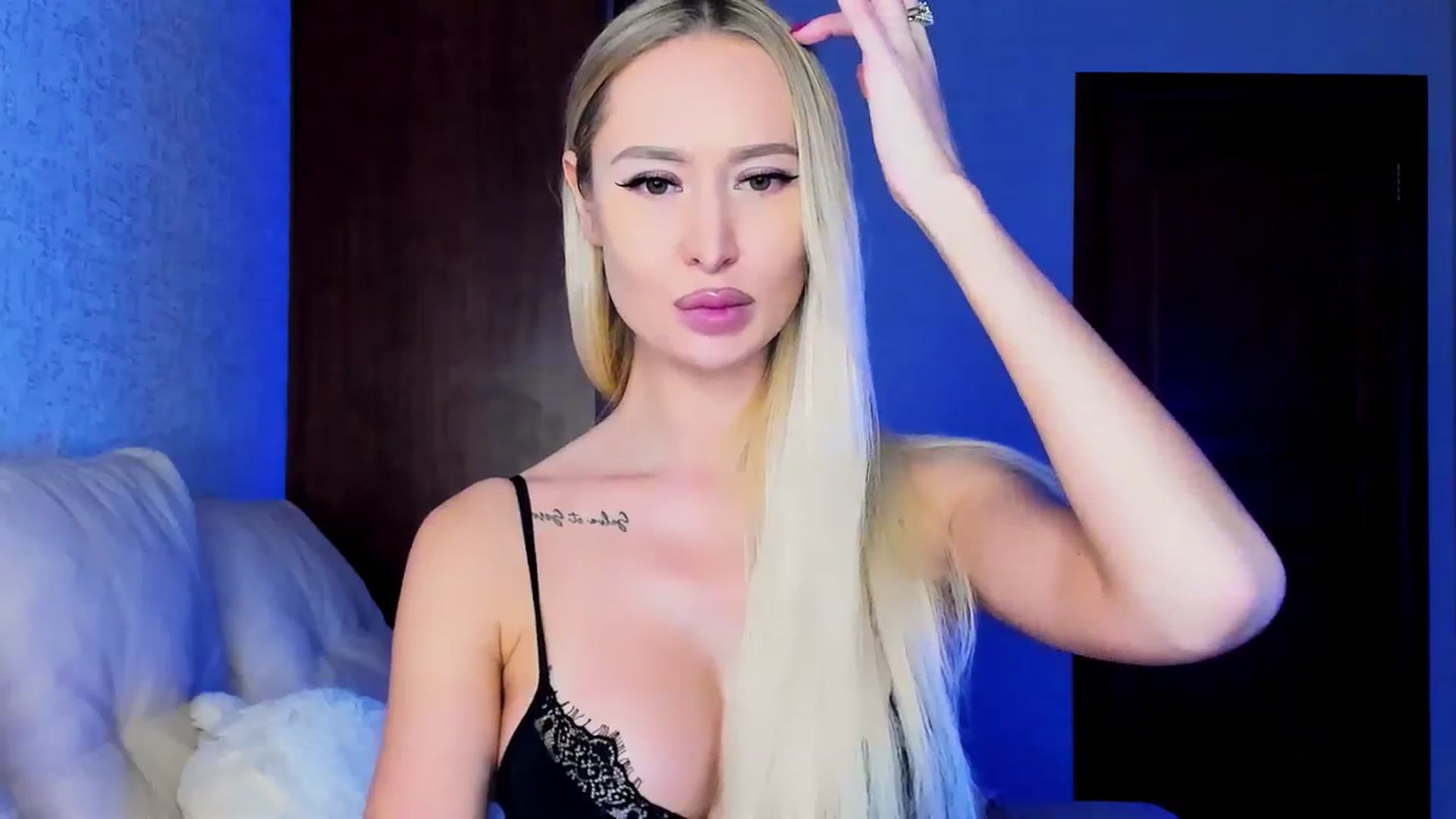 Gallery image thumbnail from MarySweety_'s myfreecams stream on, 12/07/2023, 05:14 image 5 of 20
