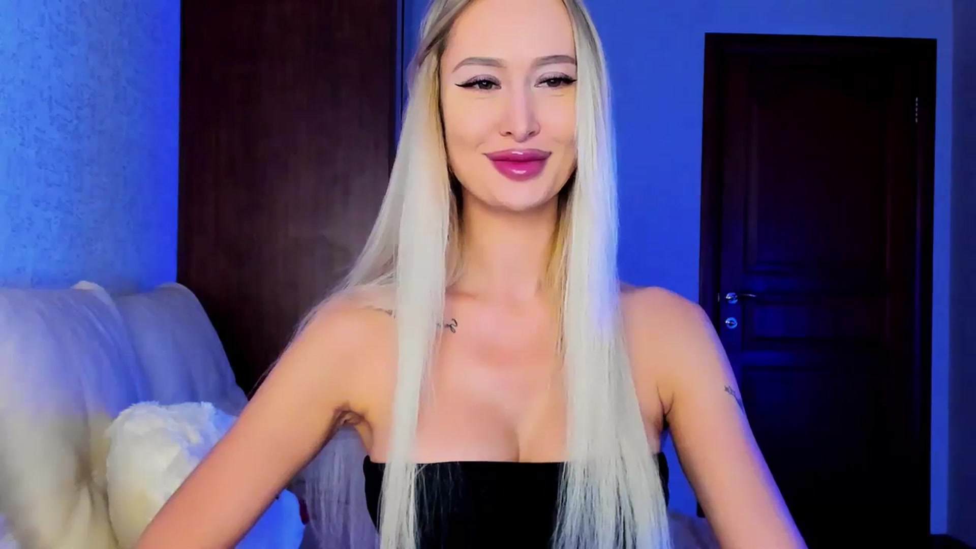 Gallery image thumbnail from MarySweety_'s myfreecams stream on, 12/12/2023, 04:00 image 11 of 20