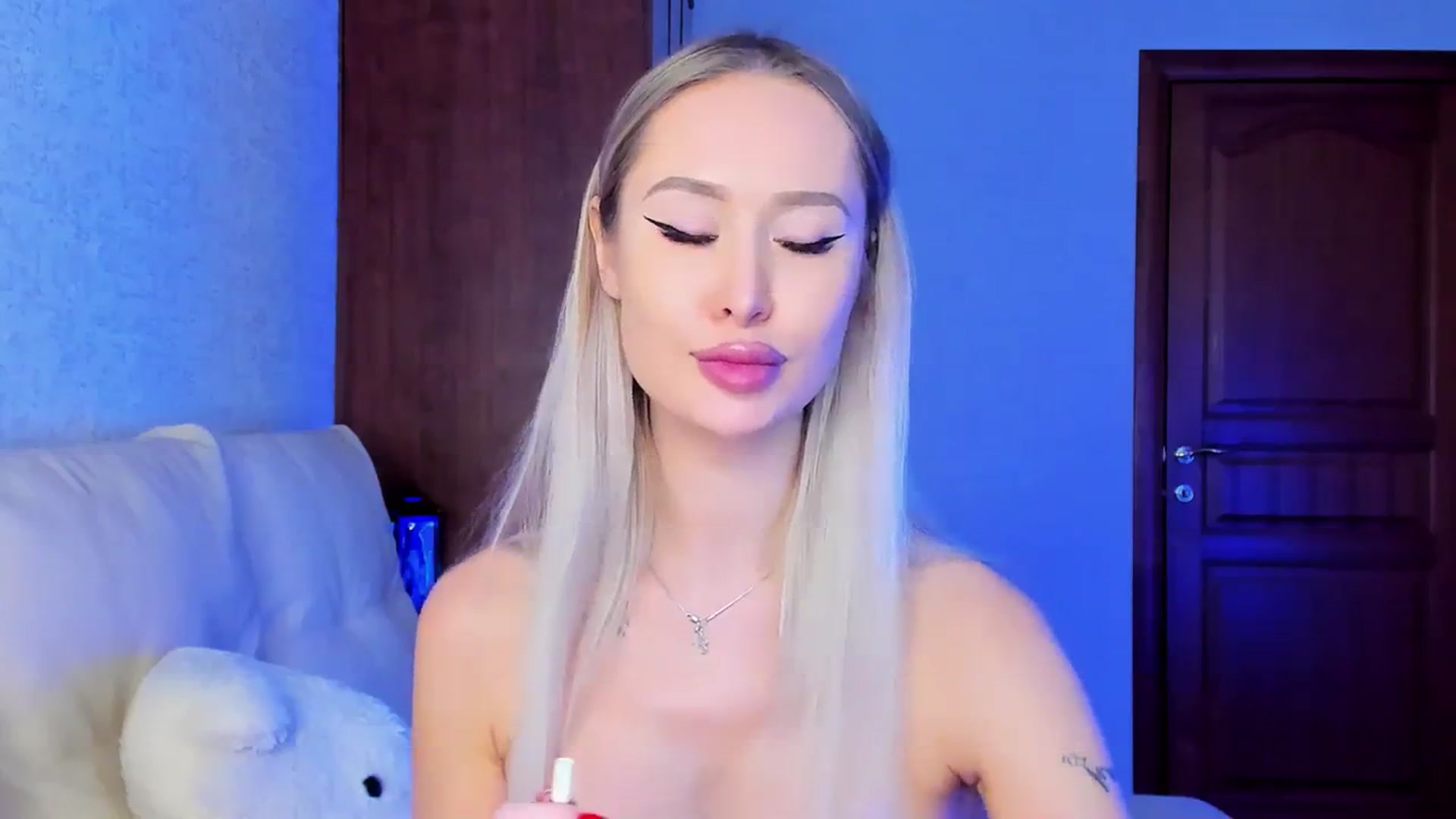 Gallery image thumbnail from MarySweety_'s myfreecams stream on, 01/06/2024, 06:02 image 18 of 20