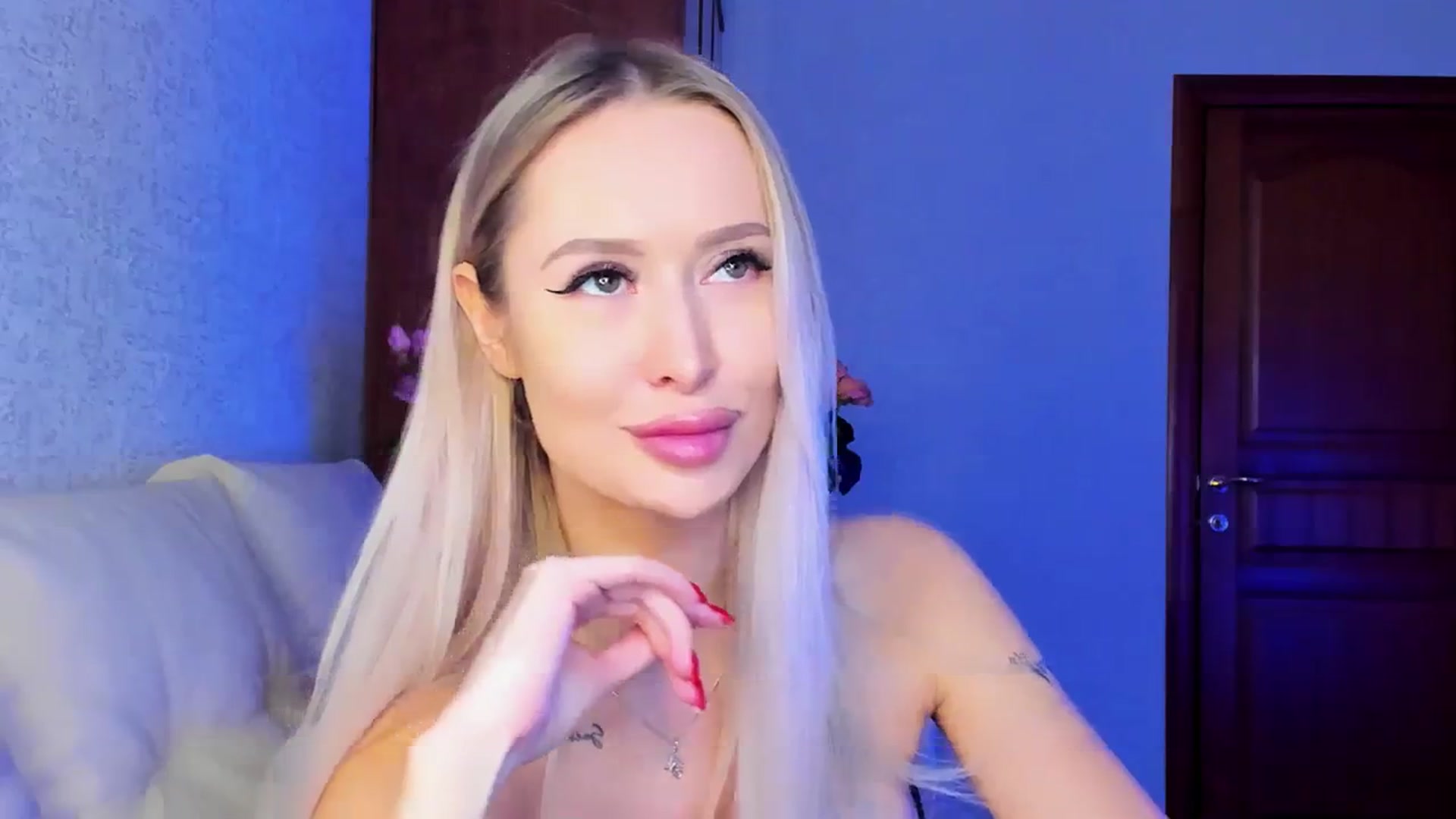 Gallery image thumbnail from MarySweety_'s myfreecams stream on, 01/18/2024, 06:10 image 18 of 20