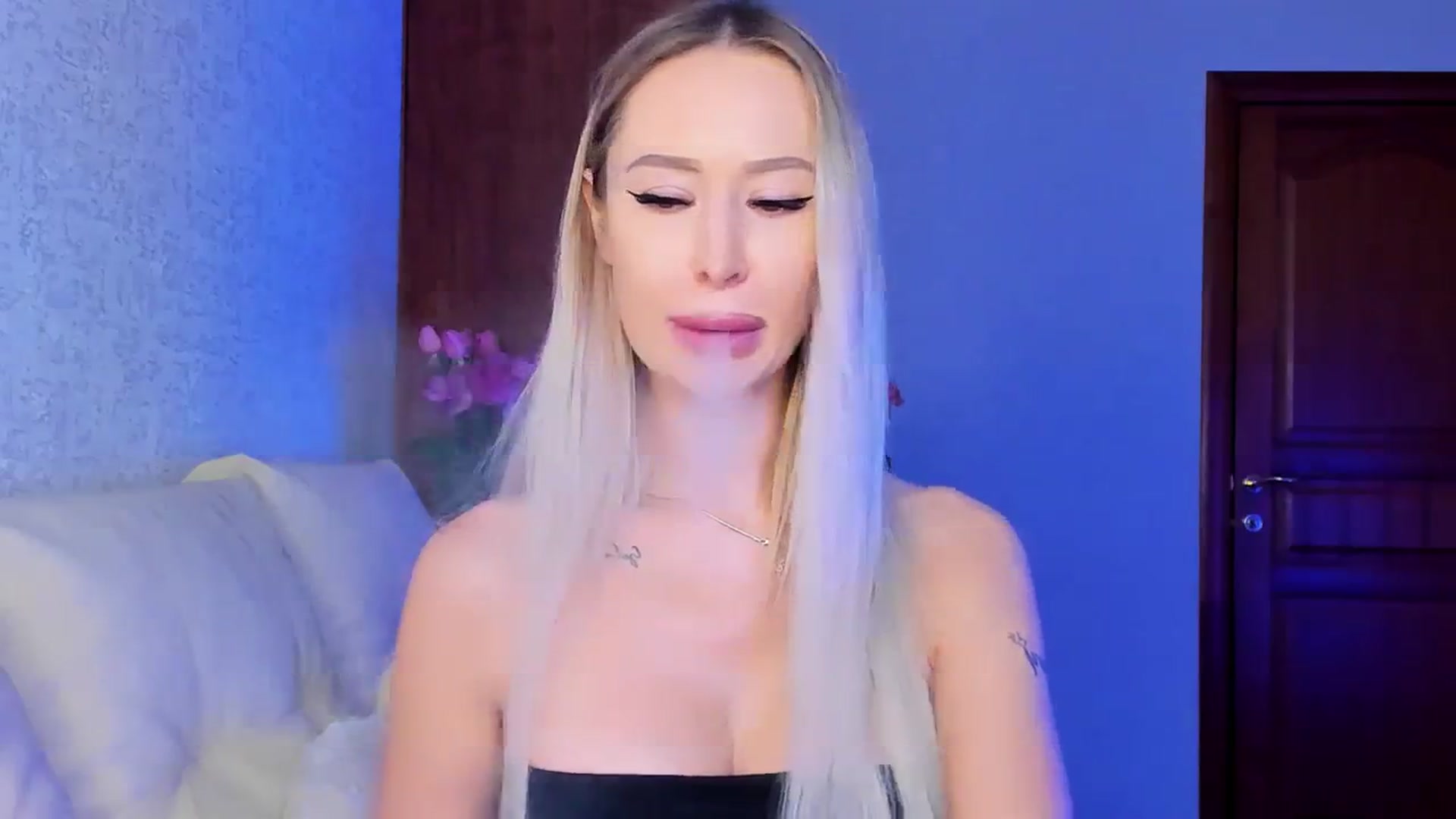 Gallery image thumbnail from MarySweety_'s myfreecams stream on, 01/18/2024, 06:10 image 15 of 20