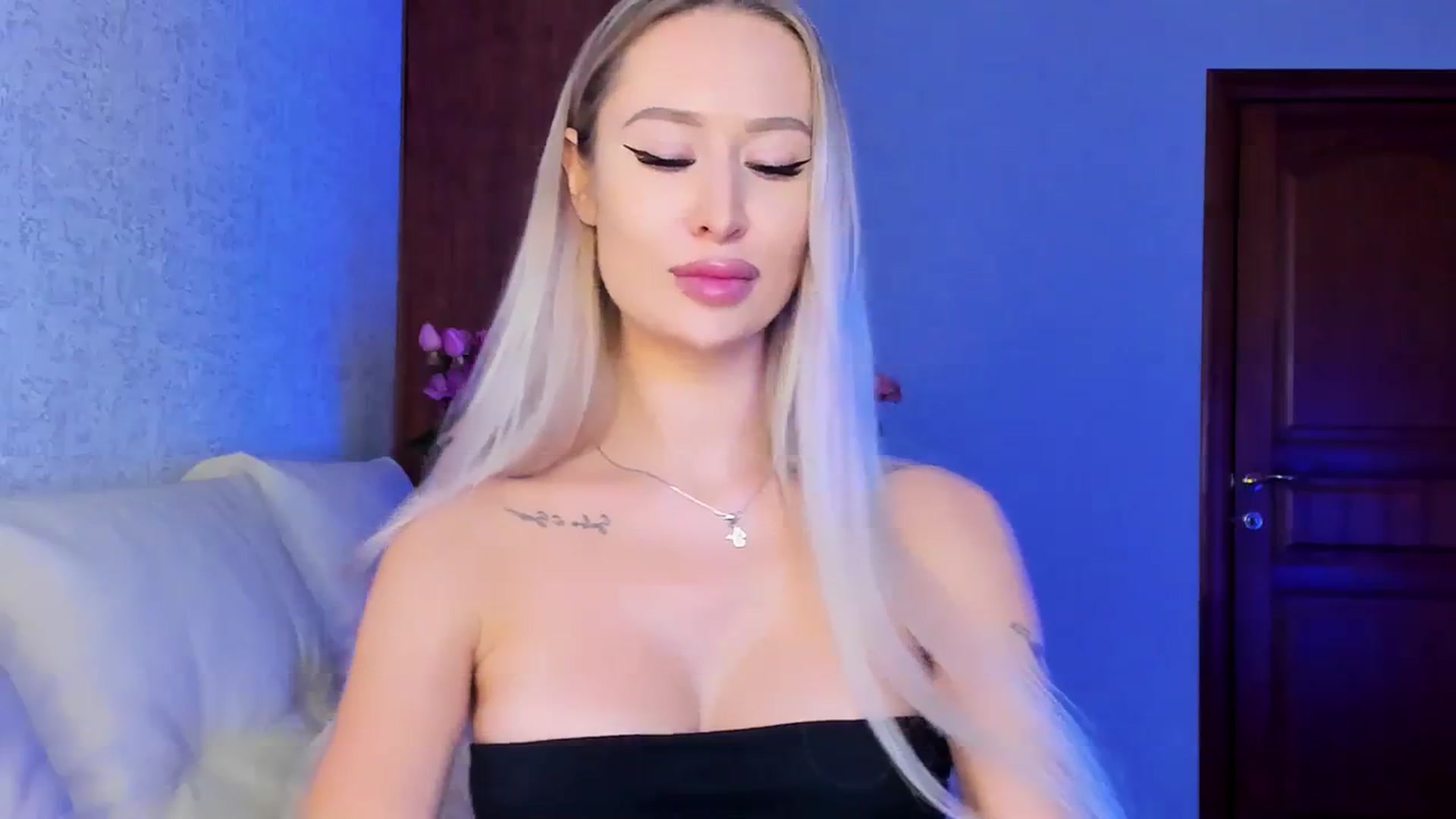 Gallery image thumbnail from MarySweety_'s myfreecams stream on, 01/18/2024, 06:10 image 5 of 20