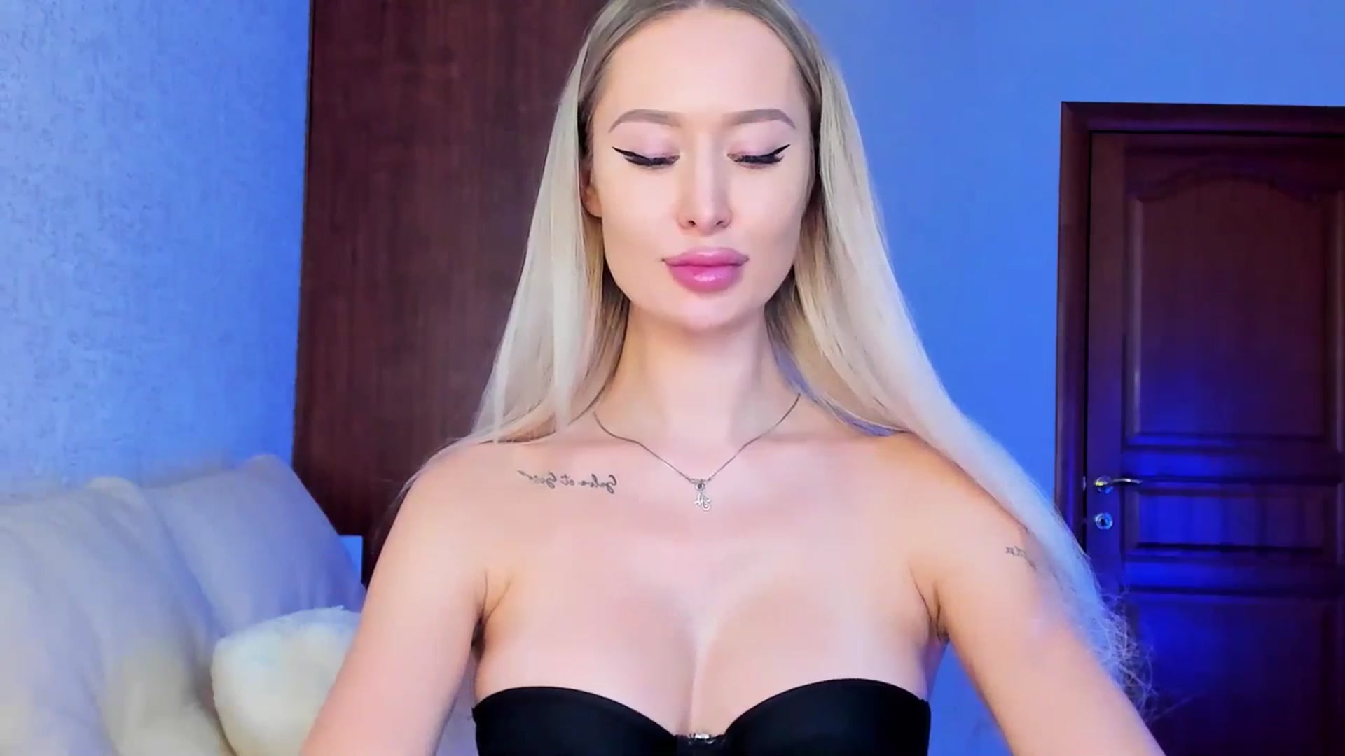 Gallery image thumbnail from MarySweety_'s myfreecams stream on, 02/19/2024, 06:33 image 5 of 20