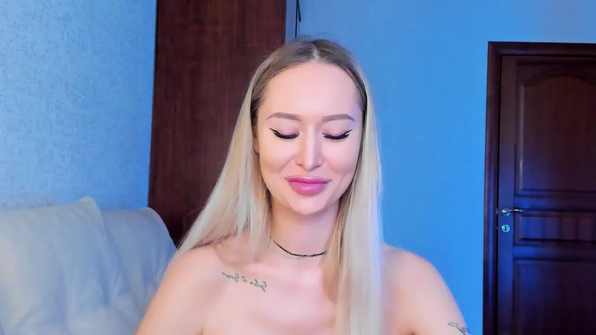 Gallery image thumbnail from MarySweety_'s myfreecams stream on, 03/17/2024, 04:56 image 14 of 20