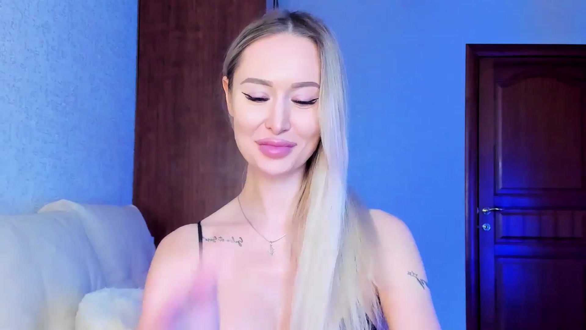Gallery image thumbnail from MarySweety_'s myfreecams stream on, 04/03/2024, 05:22 image 8 of 20
