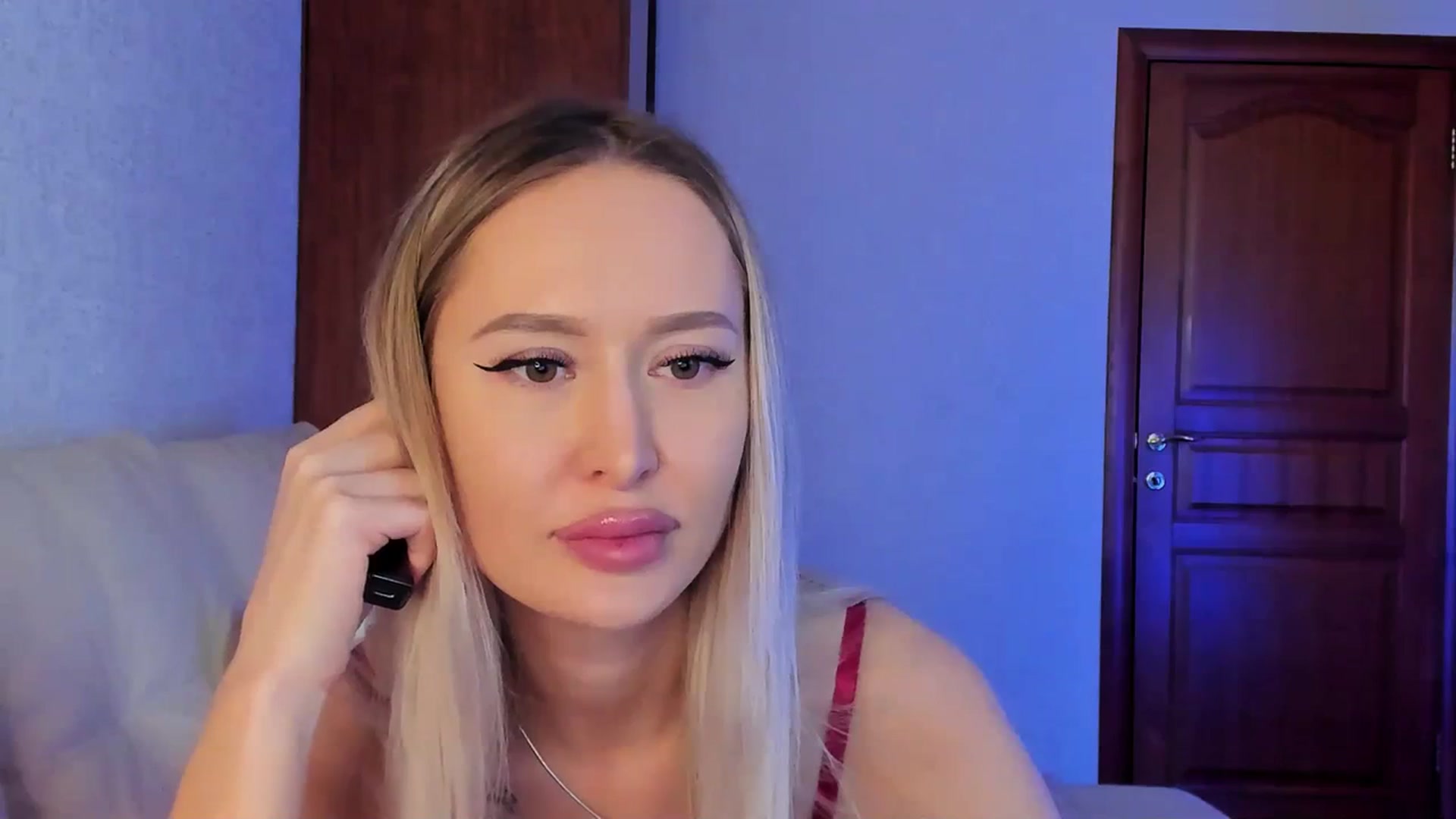 Gallery image thumbnail from MarySweety_'s myfreecams stream on, 04/16/2024, 05:57 image 18 of 20
