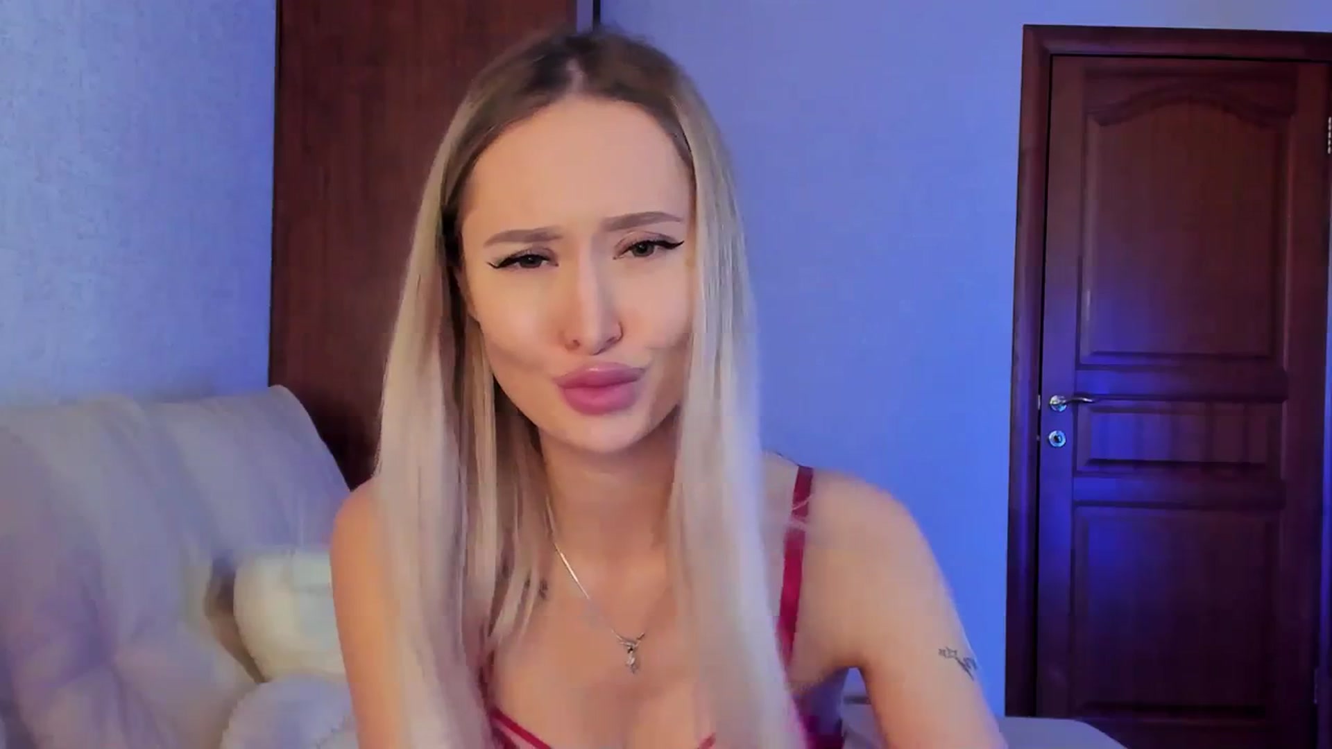 Gallery image thumbnail from MarySweety_'s myfreecams stream on, 04/16/2024, 05:57 image 11 of 20