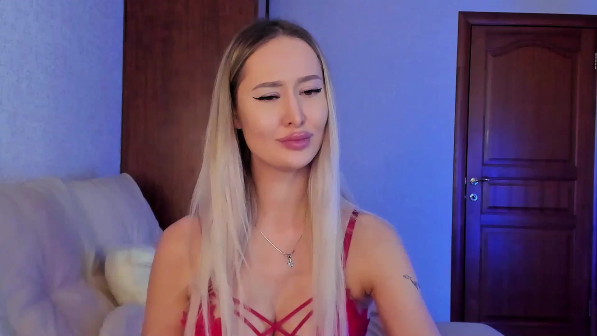 Gallery image thumbnail from MarySweety_'s myfreecams stream on, 04/16/2024, 05:57 image 17 of 20